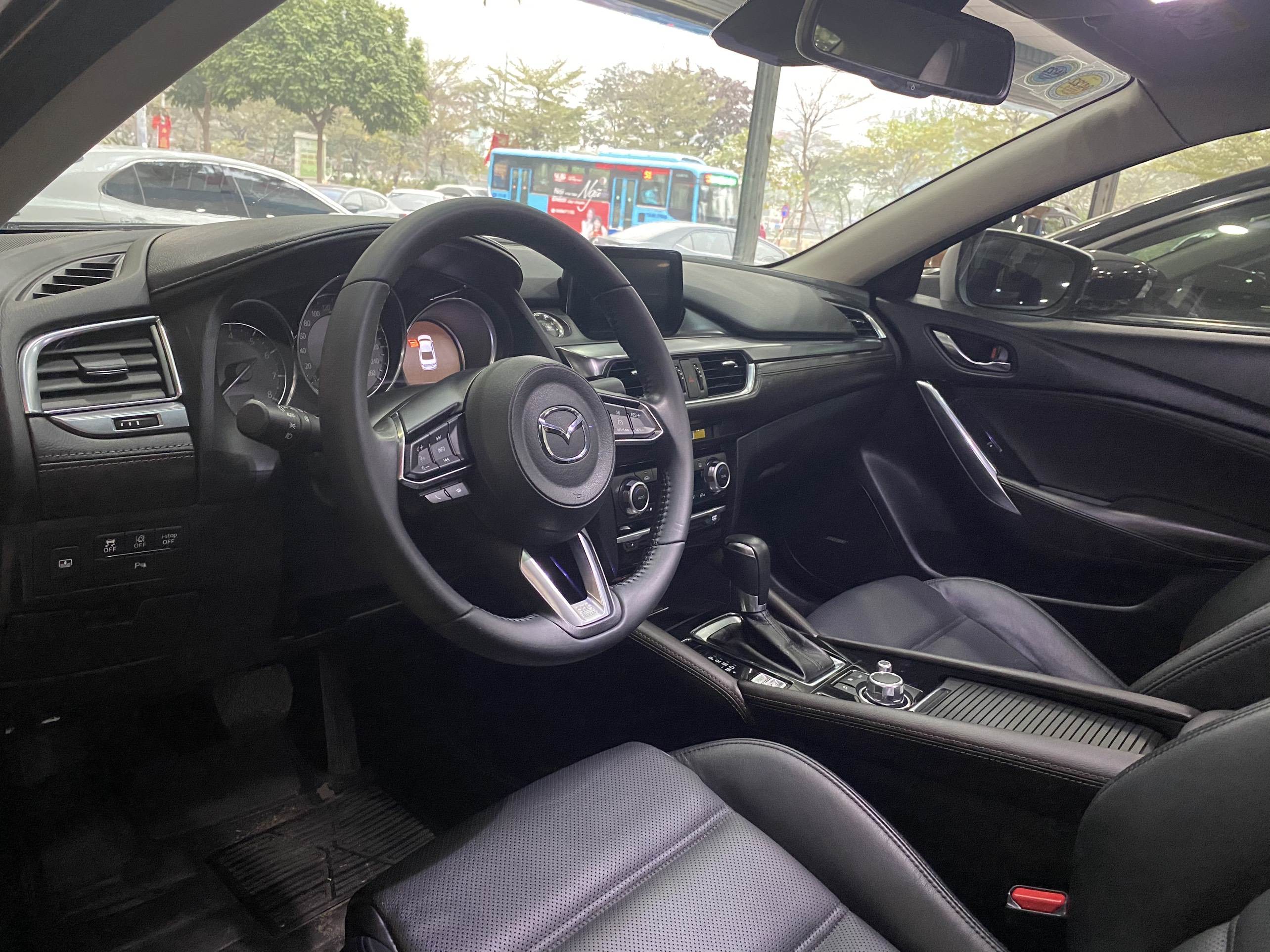 Mazda 6 Premium 2.0AT 2018 - 7