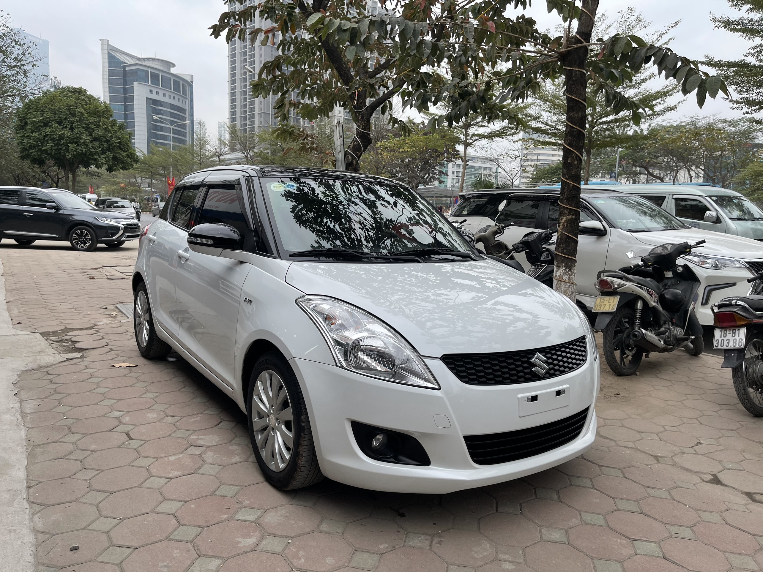 Suzuki Swift 1.4AT 2017 - 5