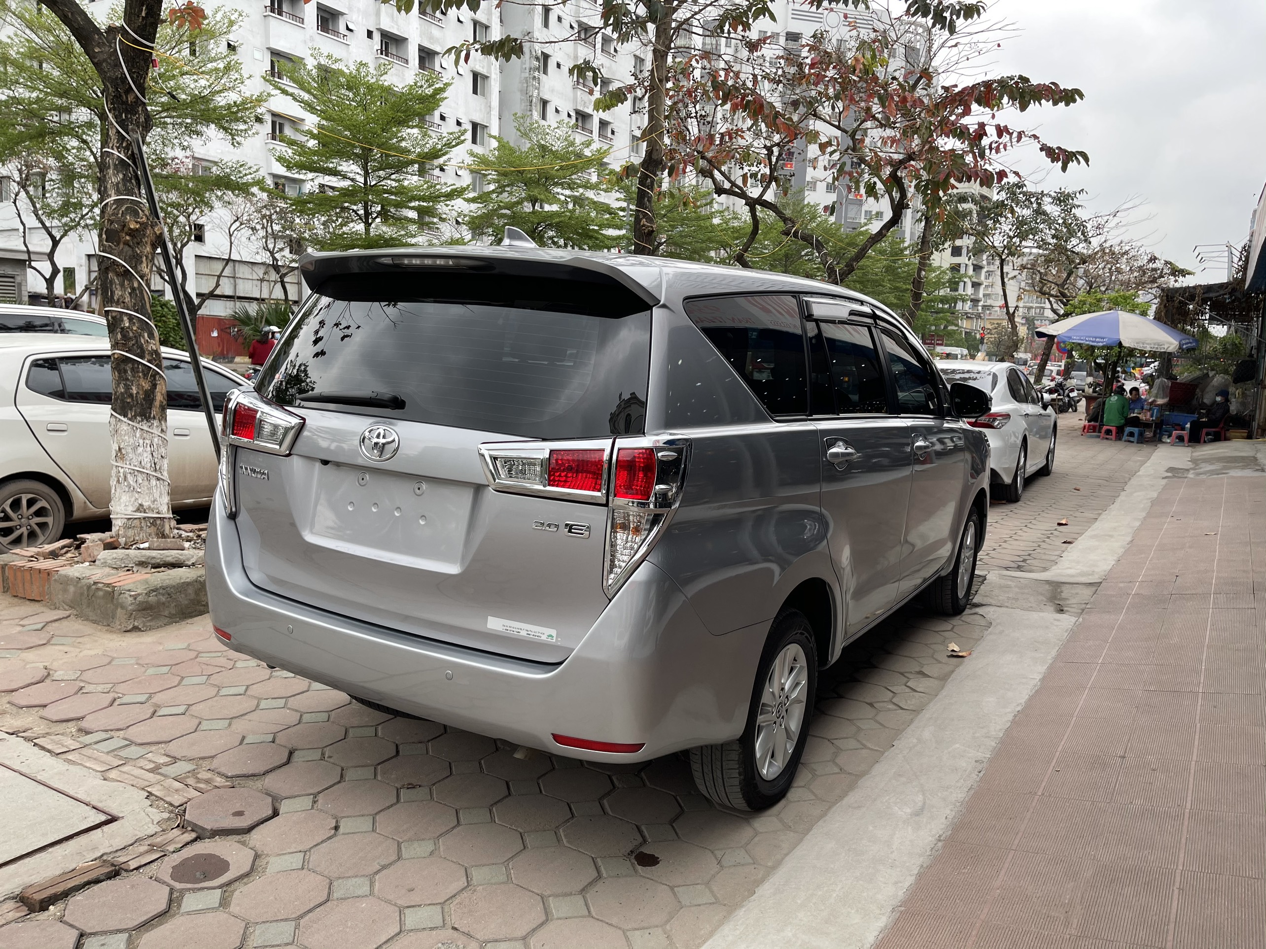 Toyota Innova 2.0E 2018 - 6