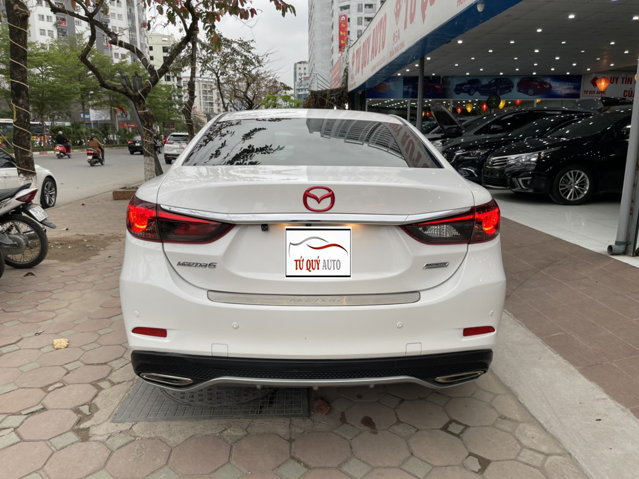 Mazda 6 Premium 2.0AT 2019 - 2