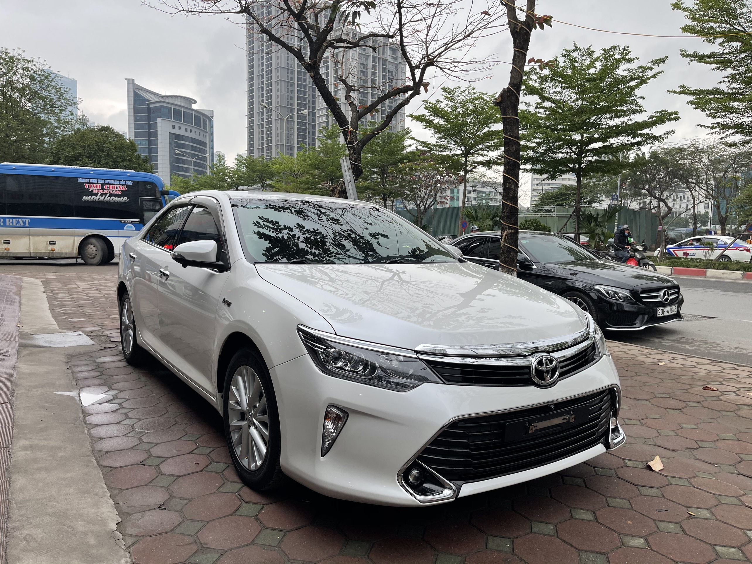 Toyota Camry 2.0E 2018 - 5