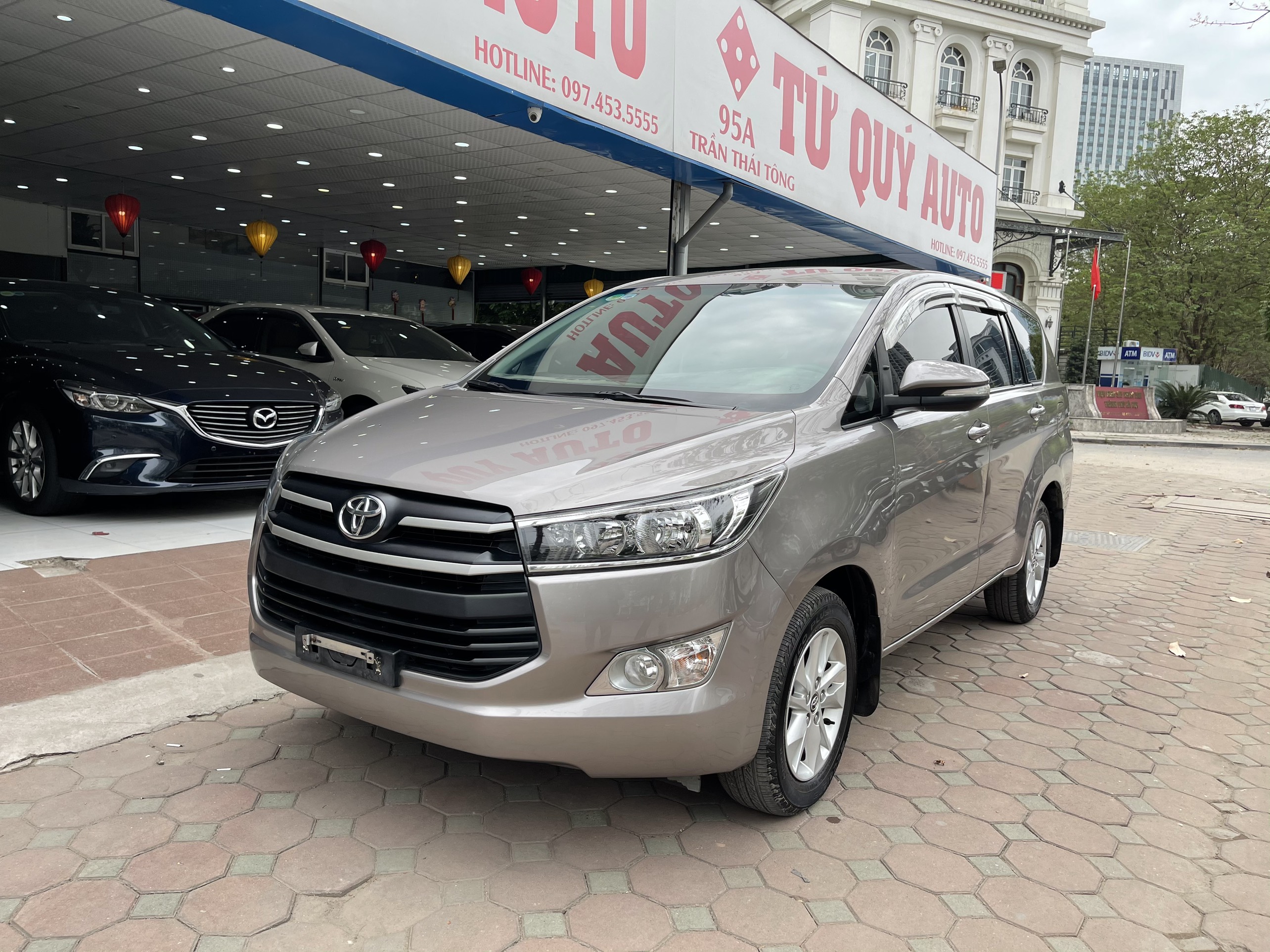 Toyota Innova 2.0E 2017 - 2