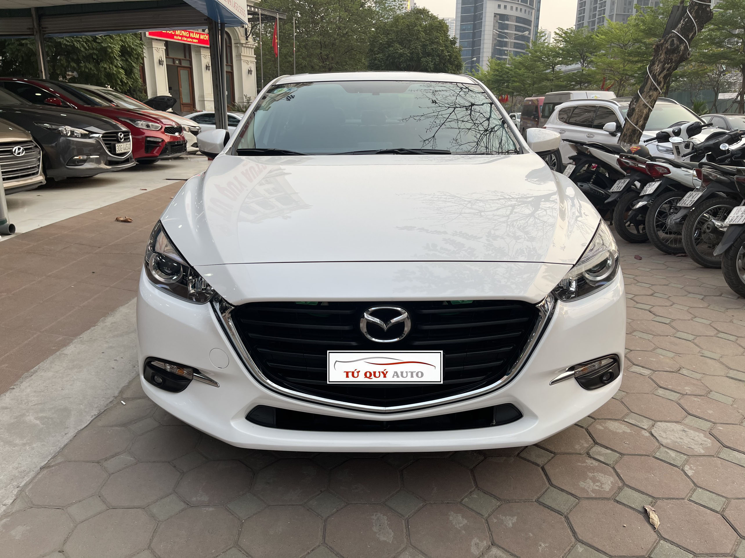 Xe Mazda 3 1.5AT 2020 - Trắng