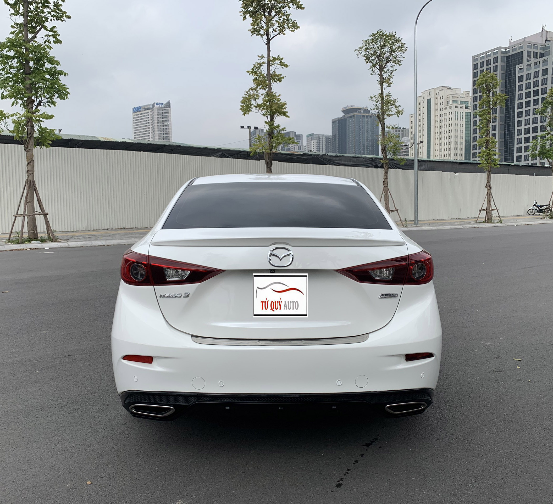 Mazda 3 Sedan 2017 - 2