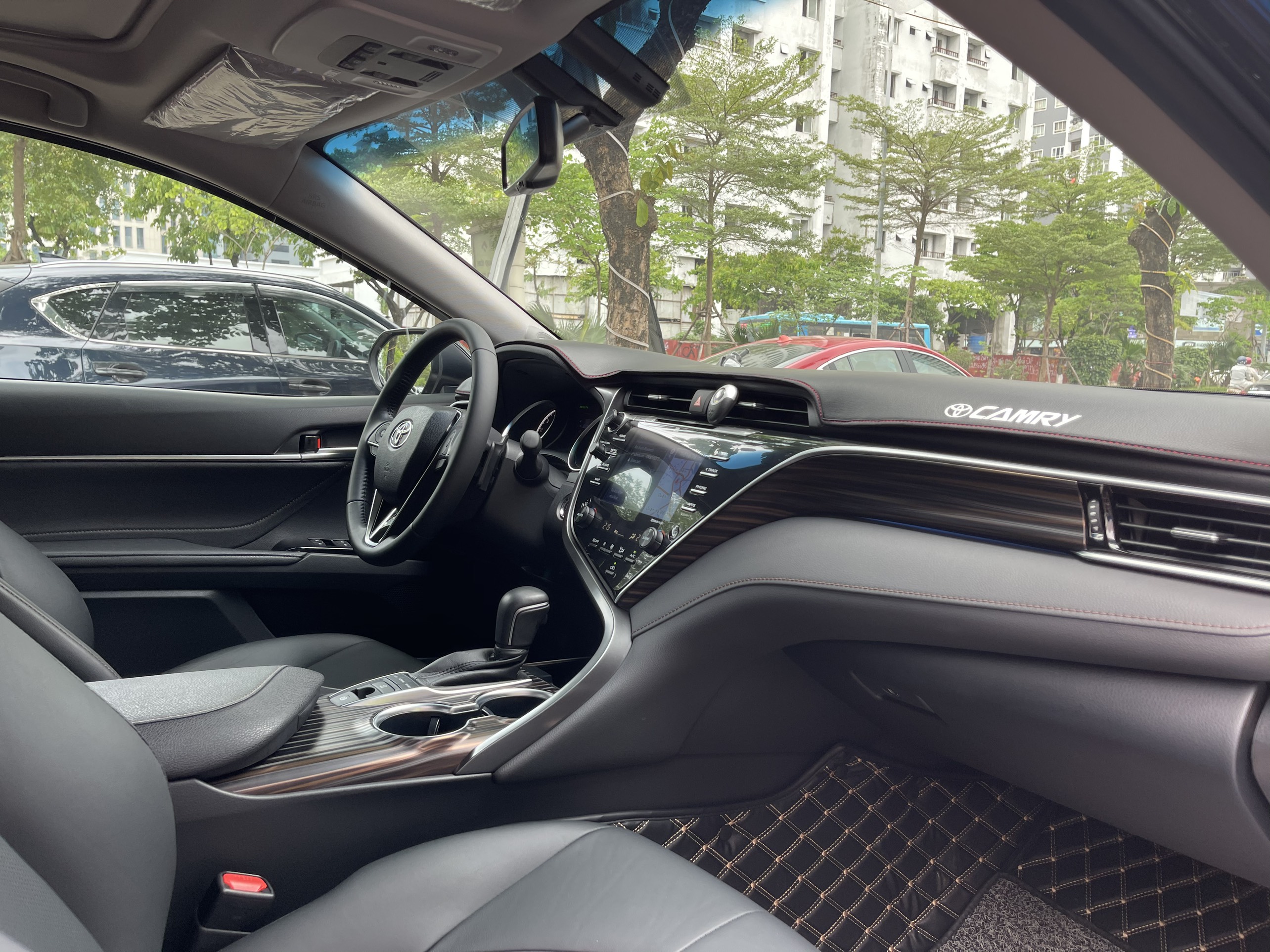 Toyota Camry 2.5Q 2019 - 9