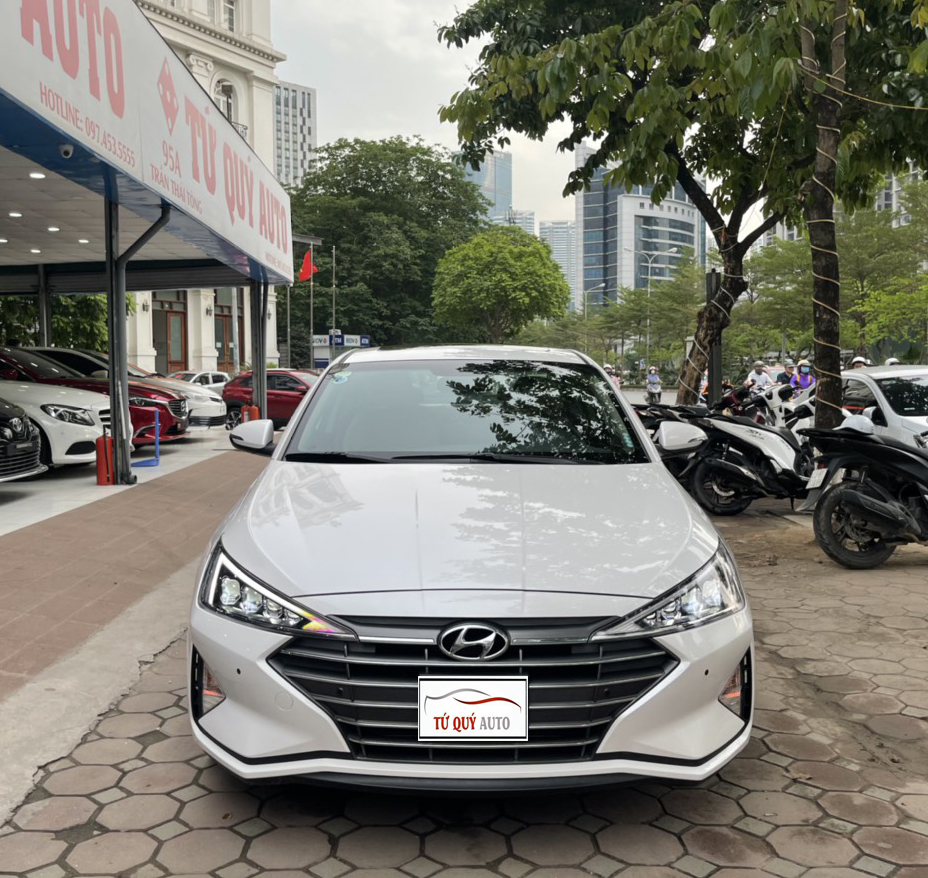 Xe Hyundai Elantra 2.0AT 2020 - Trắng