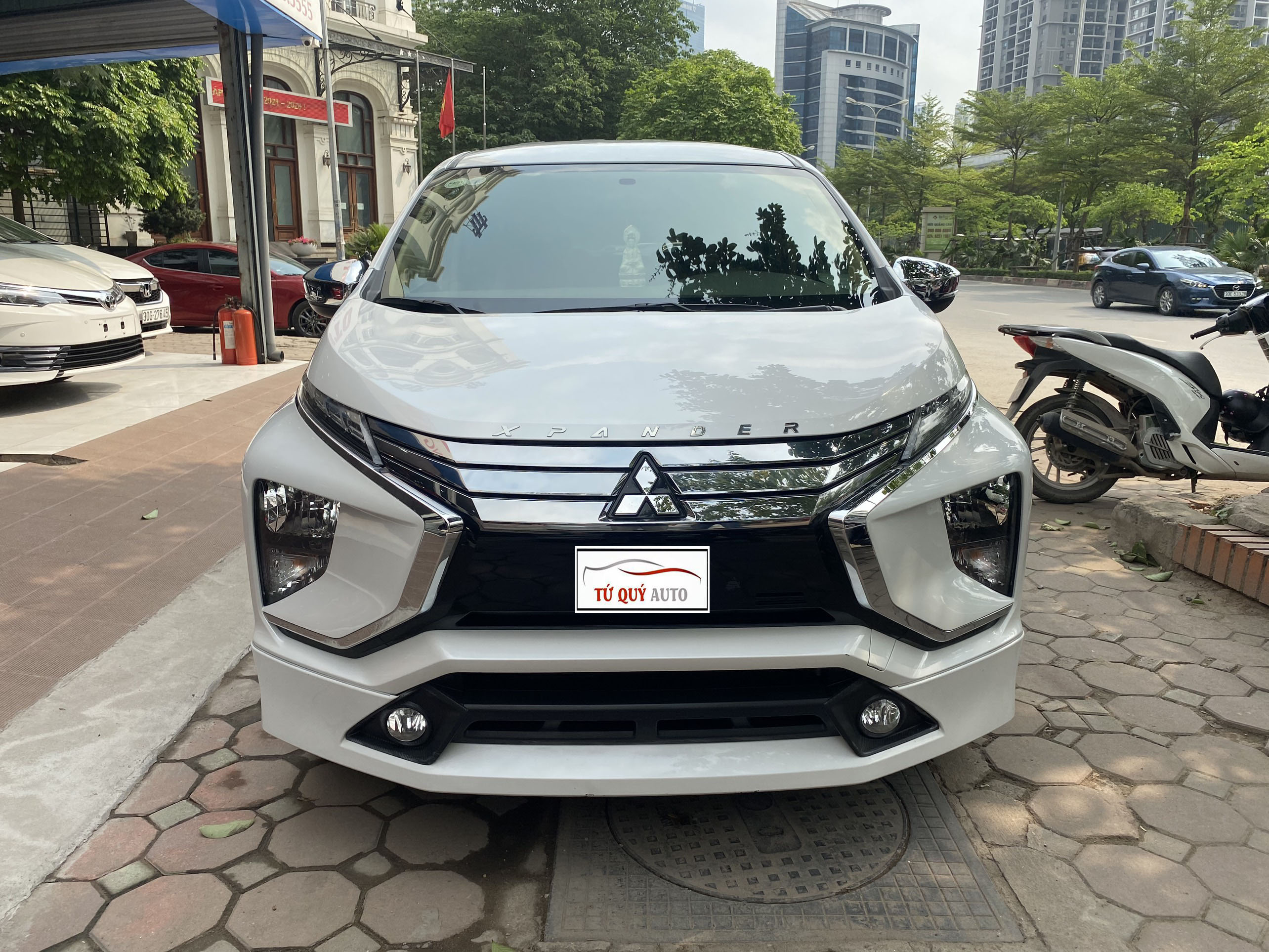 Xe Mitsubishi Xpander 1.5AT 2018 - Trắng