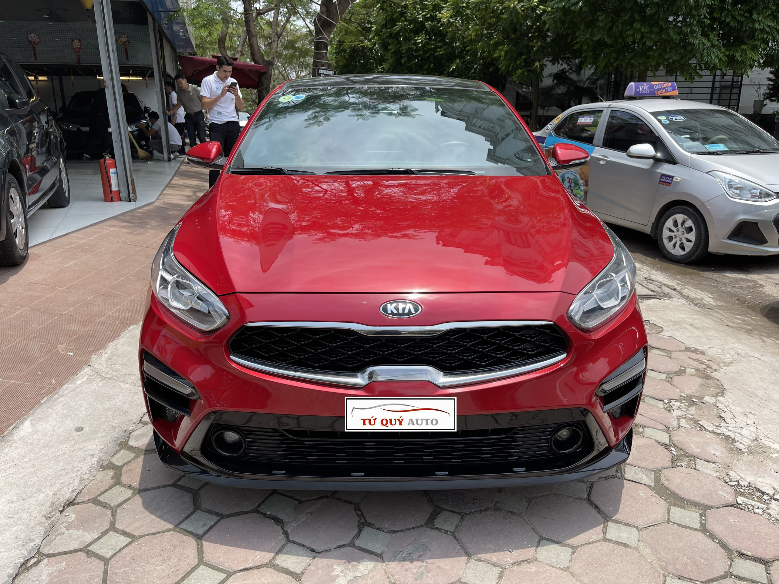 Xe Kia Cerato Premium 2.0AT 2019 - Đỏ