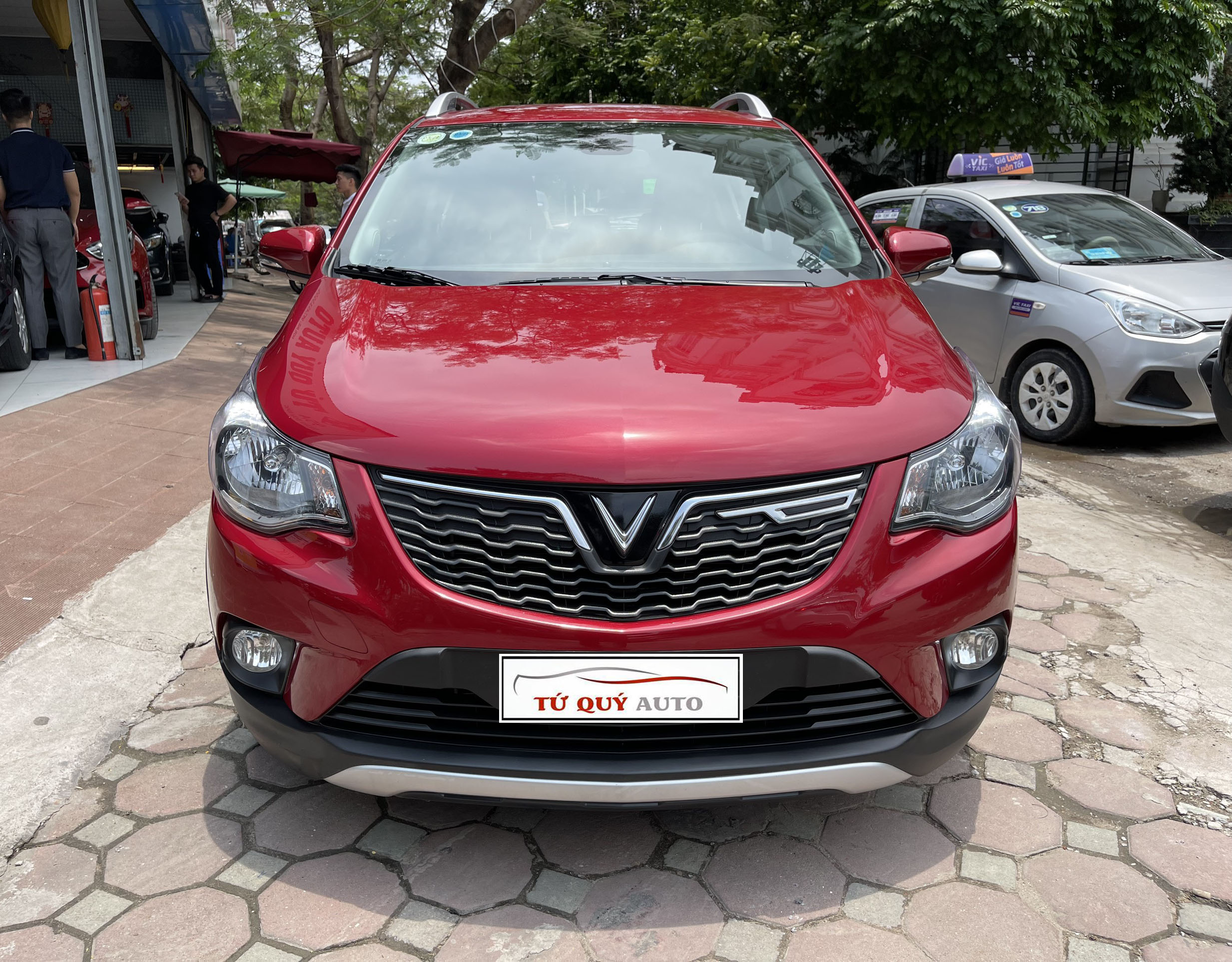 Xe VinFast Fadil Premium 1.4AT 2019 - Đỏ