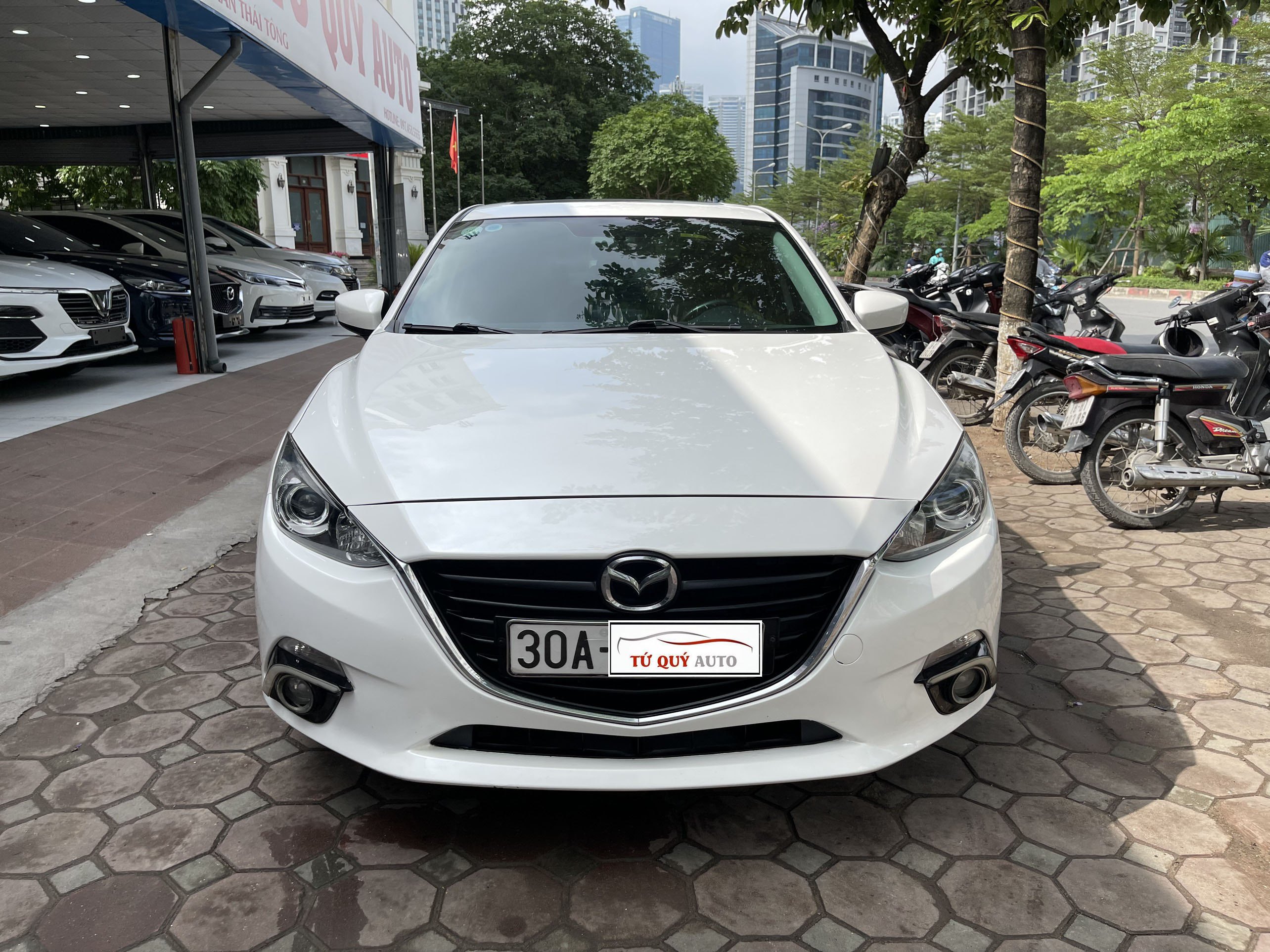 Xe Mazda 3 Sedan 1.5AT 2015 - Trắng