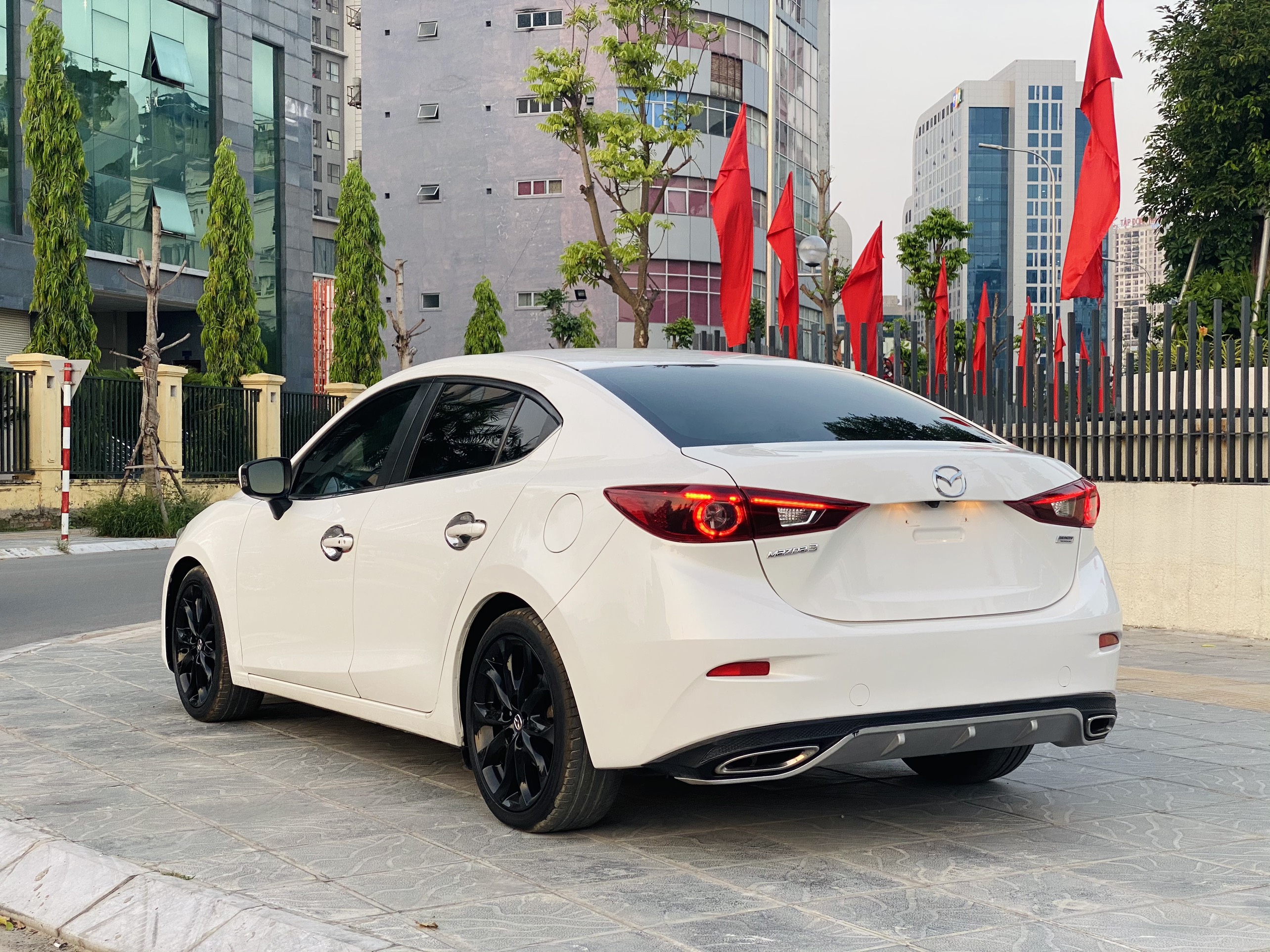 Mazda 3 Sedan 2.0AT 2015 - 4