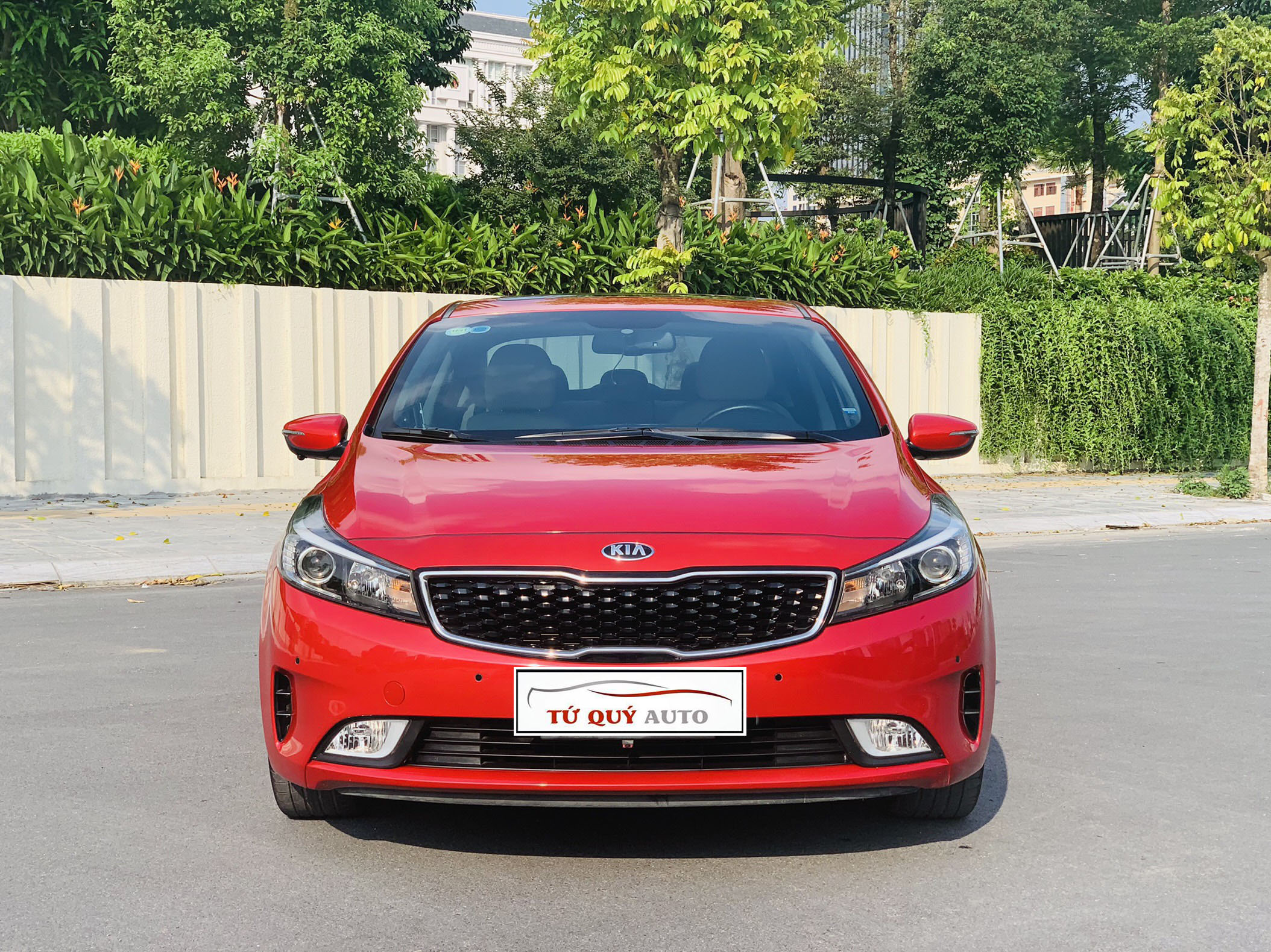 Xe Kia Cerato 2.0AT 2016 - Đỏ