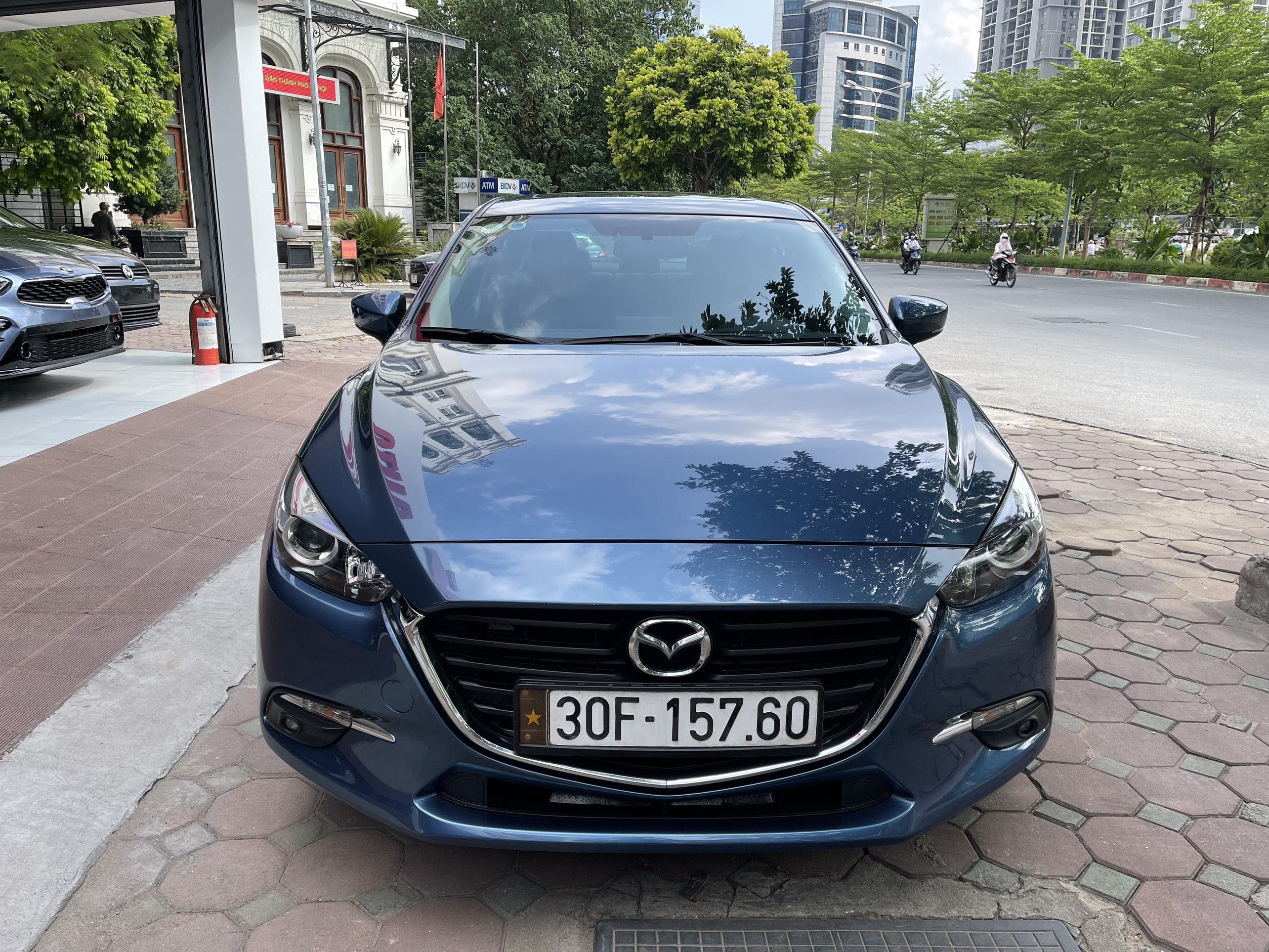 Xe Mazda 3 Sedan 1.5AT 2018 - Xanh