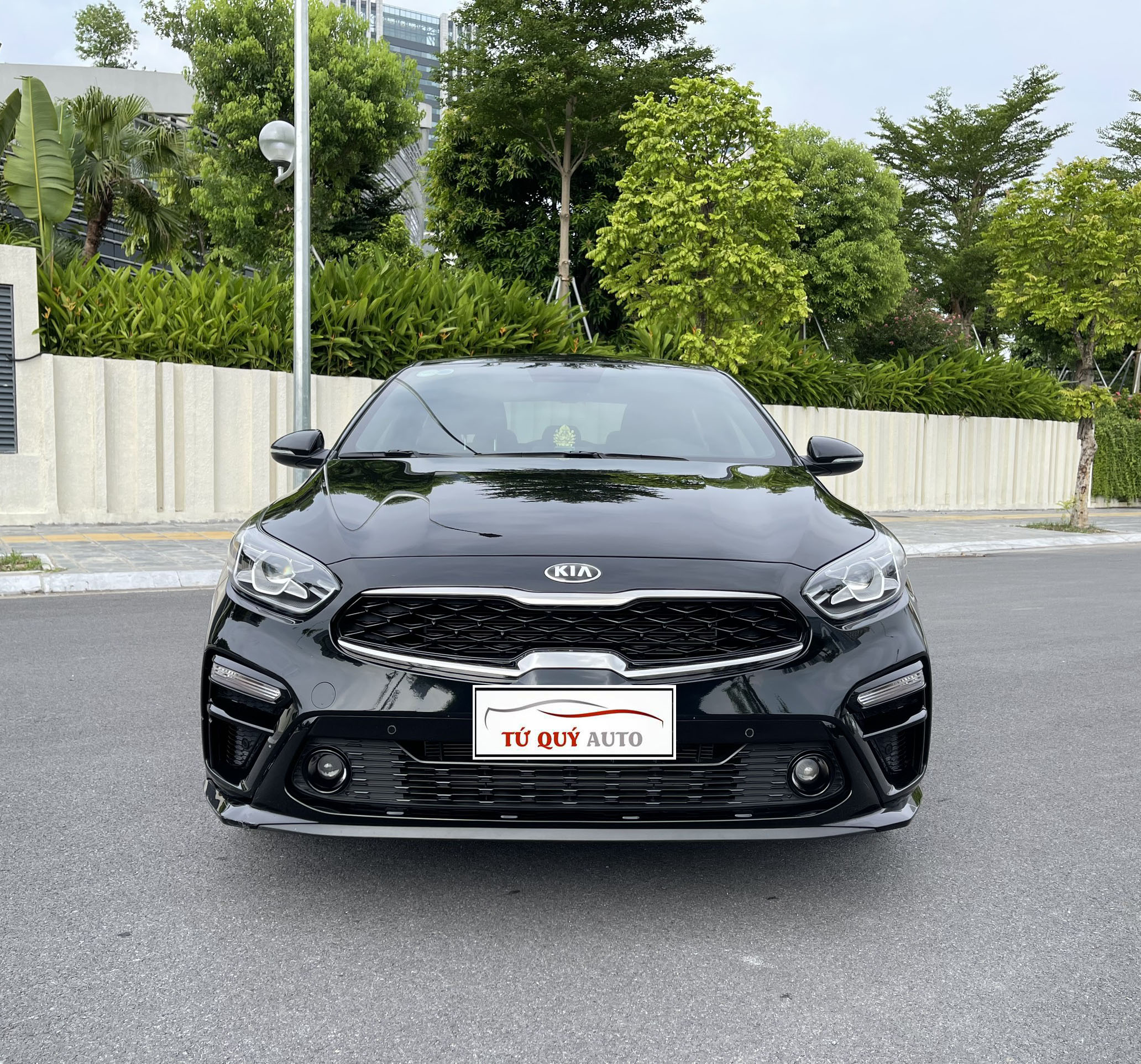 Xe Kia Cerato Premium 2.0AT 2020 - Đen