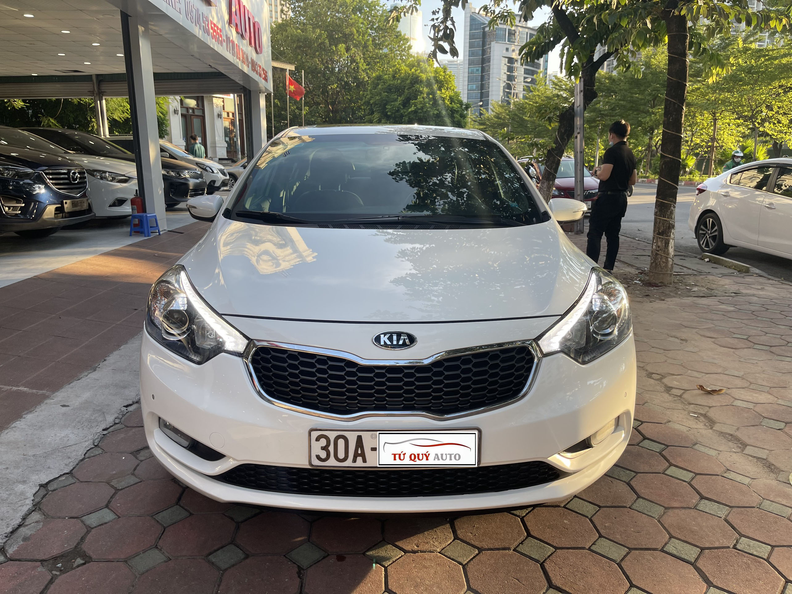 Xe Kia K3 2.0AT 2015 - Trắng