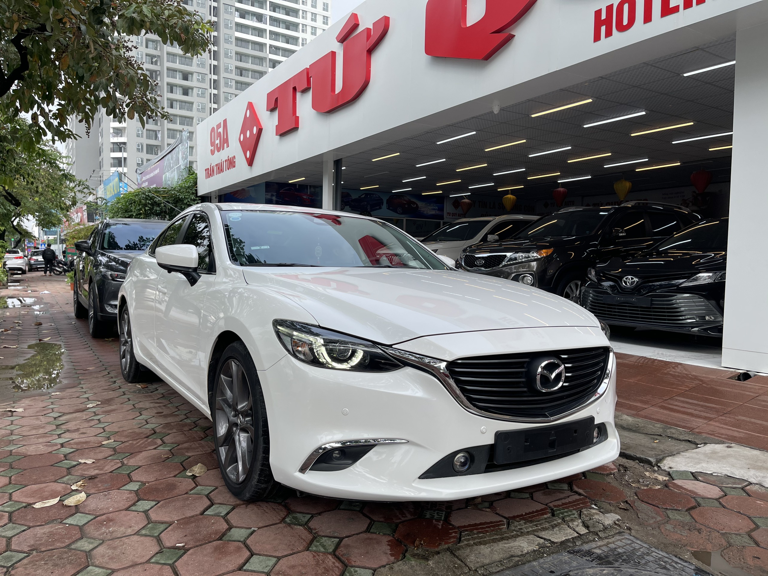 Mazda 6 Premium 2.0AT 2018 - 2