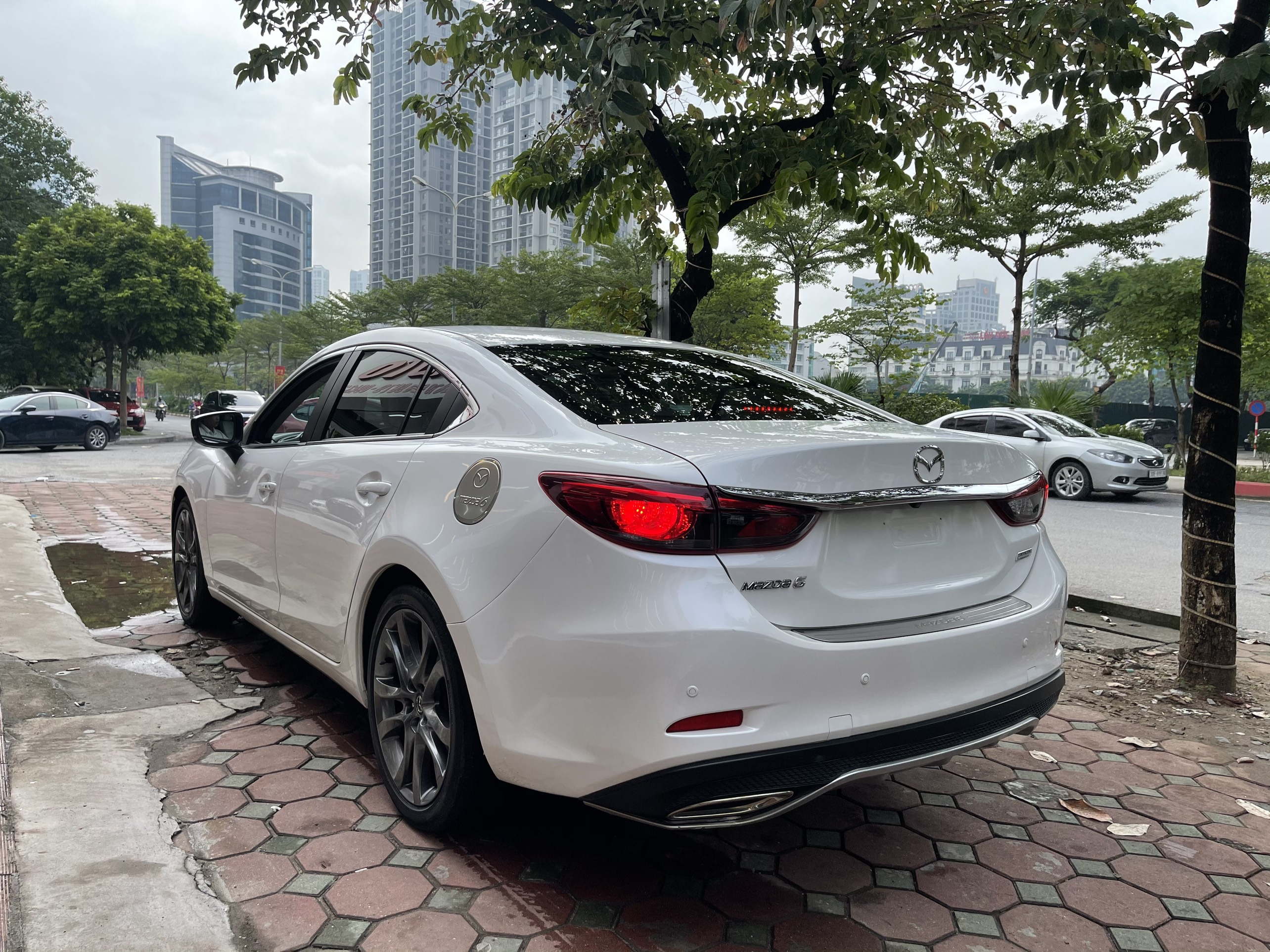 Mazda 6 Premium 2.0AT 2018 - 6