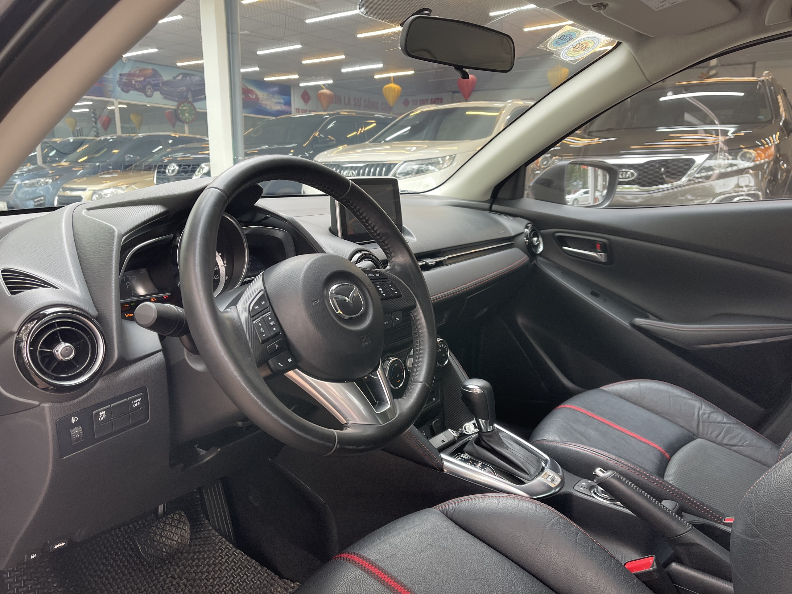 Mazda 2 Sedan 2018 - 9