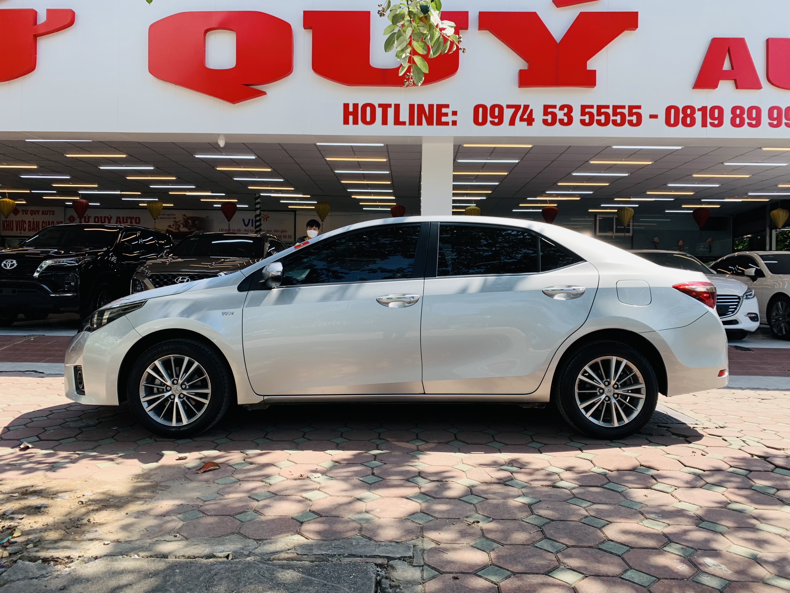 Toyota Altis 1.8G 2015 - 3