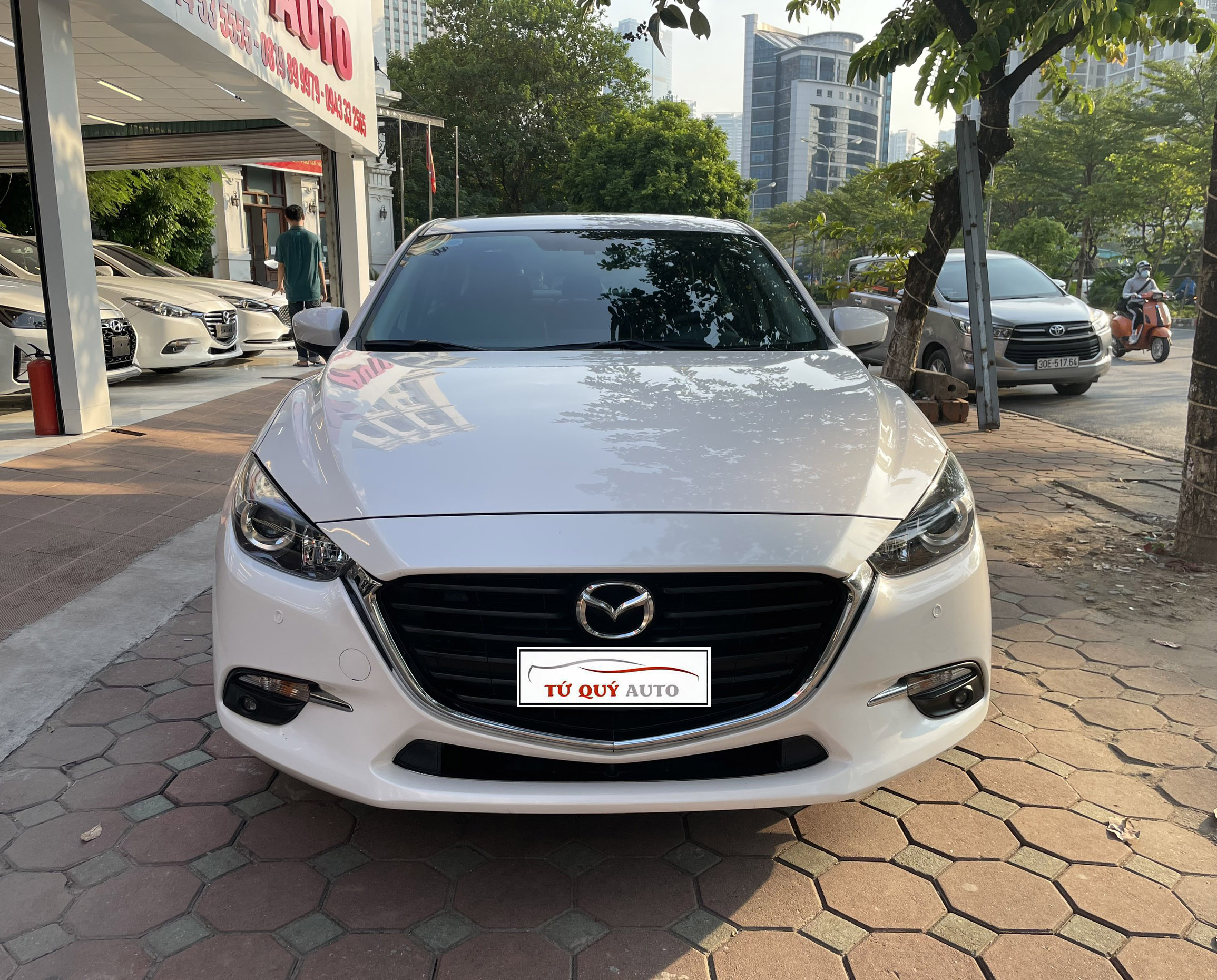 Xe Mazda 3 Sedan 1.5AT 2019 - Trắng