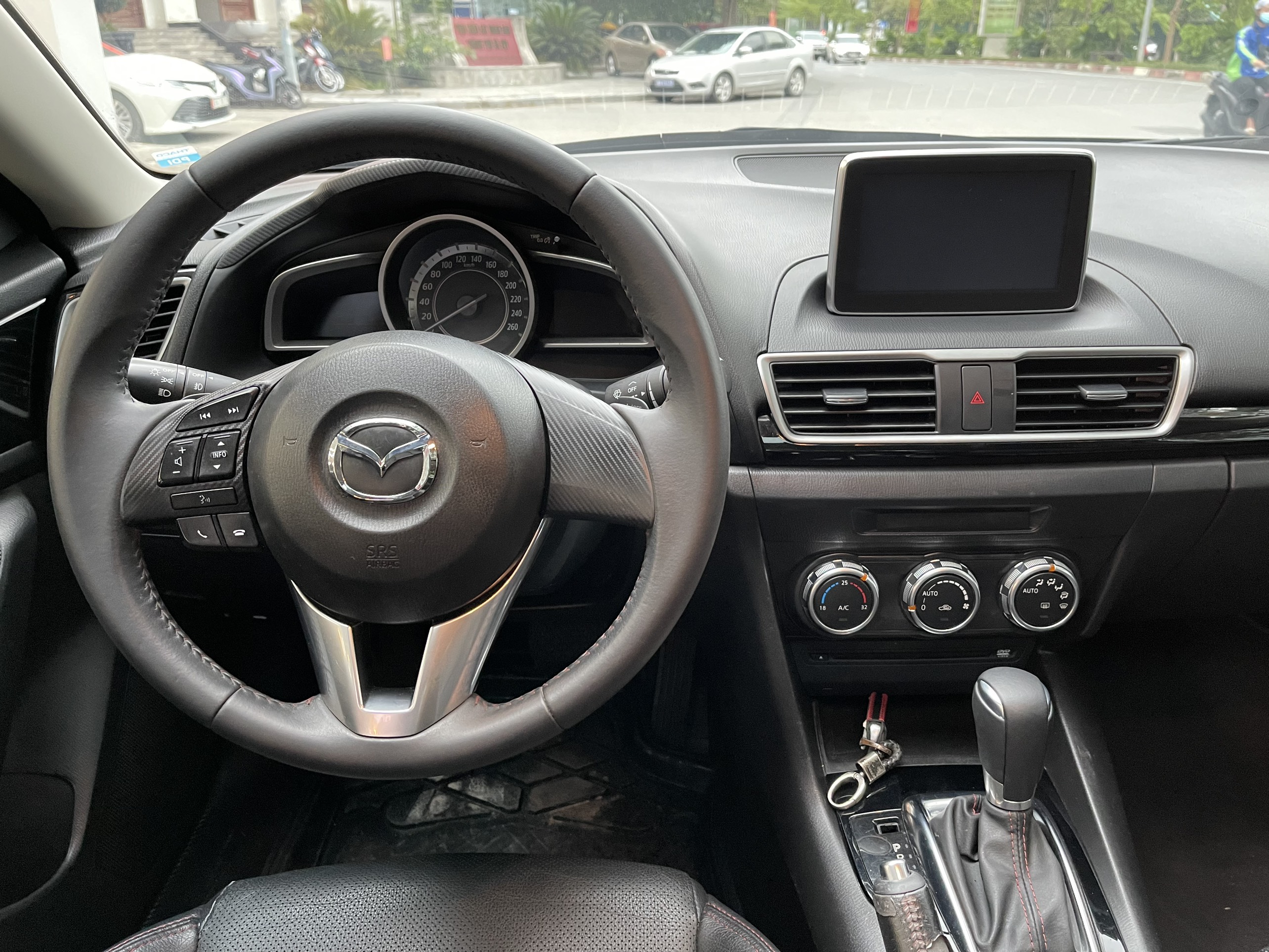 Mazda 3 Sedan 2015 - 7