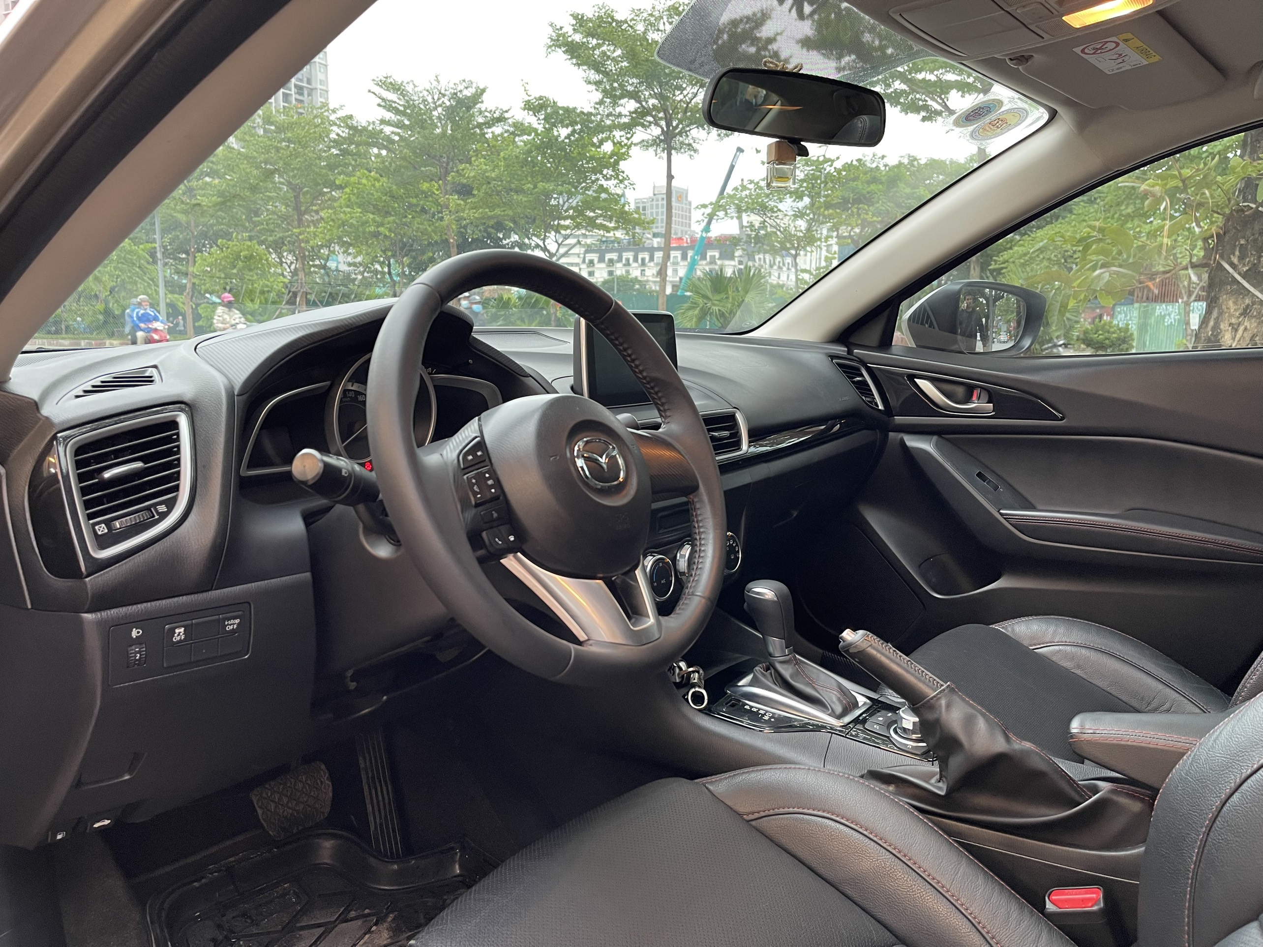 Mazda 3 Sedan 2015 - 8