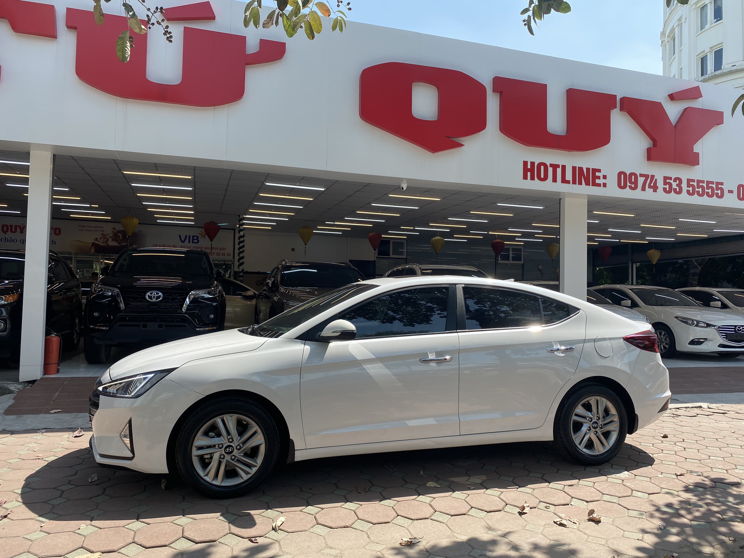 Hyundai Elantra 1.6AT 2019 - 3