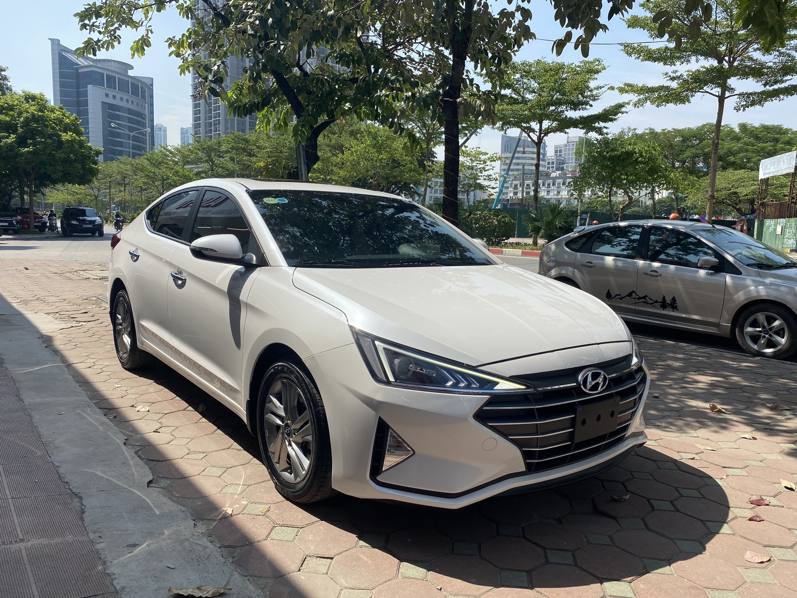 Hyundai Elantra 1.6AT 2019 - 7