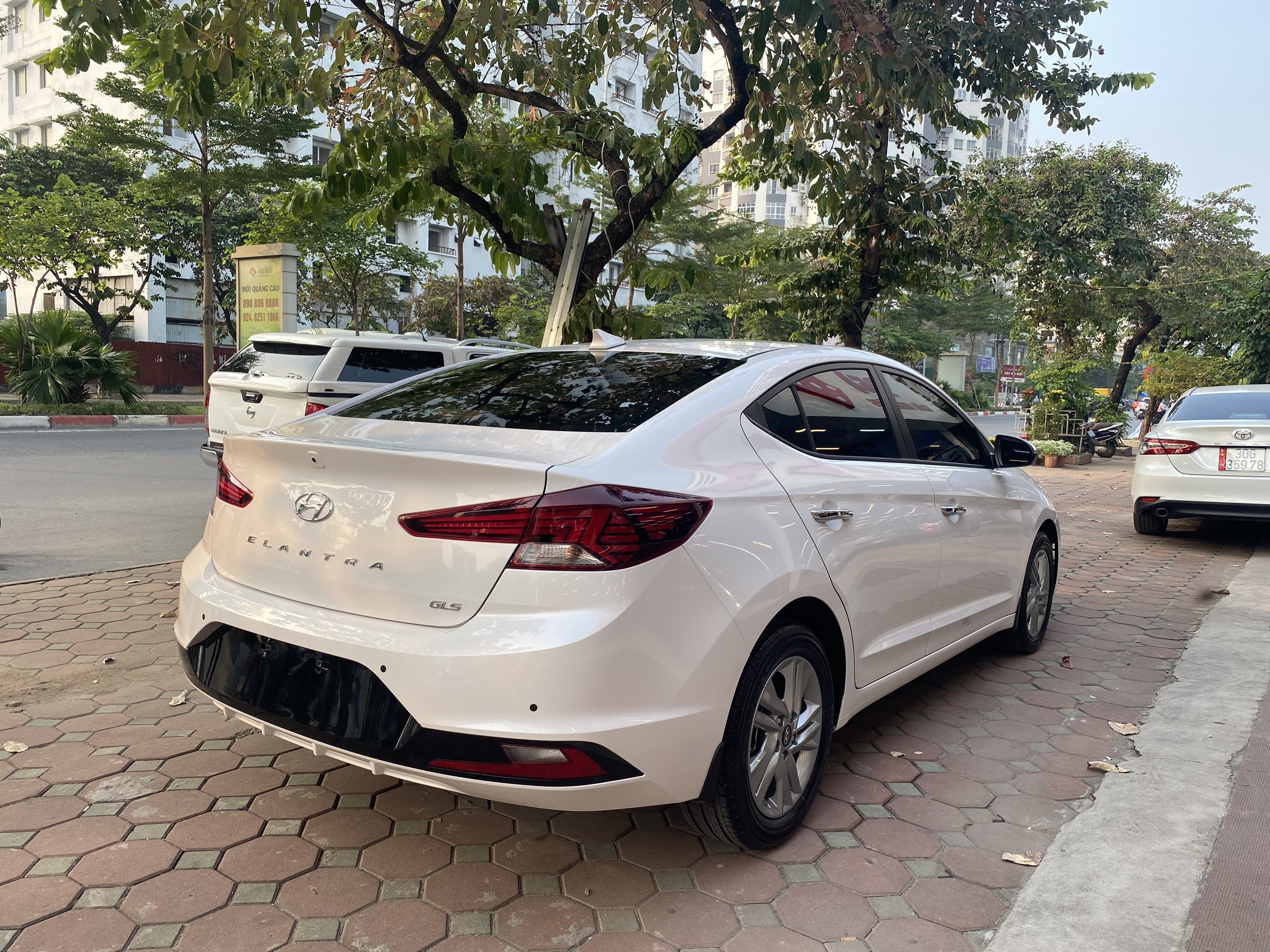 Hyundai Elantra 1.6AT 2021 - 6