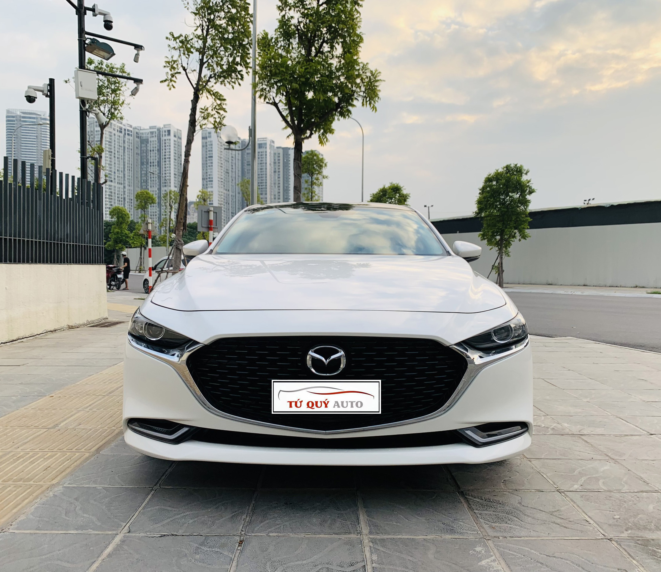 Xe Mazda 3 Luxury 1.5AT 2020 - Trắng