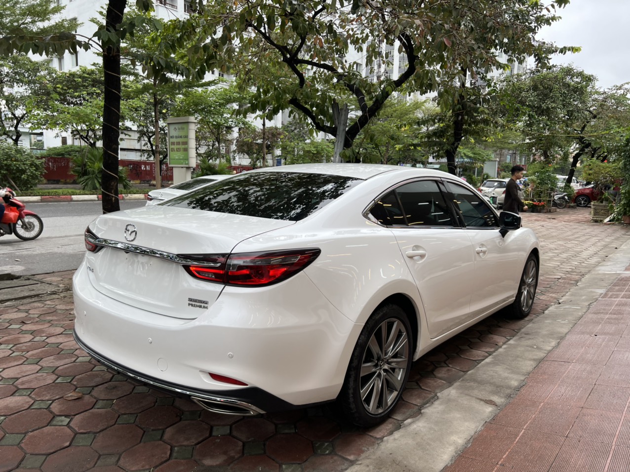 Mazda 6 Premium 2.5AT 2020 - 6