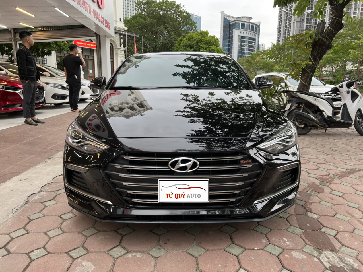 Xe Hyundai Elantra Turbo 1.6AT 2018 - Đen