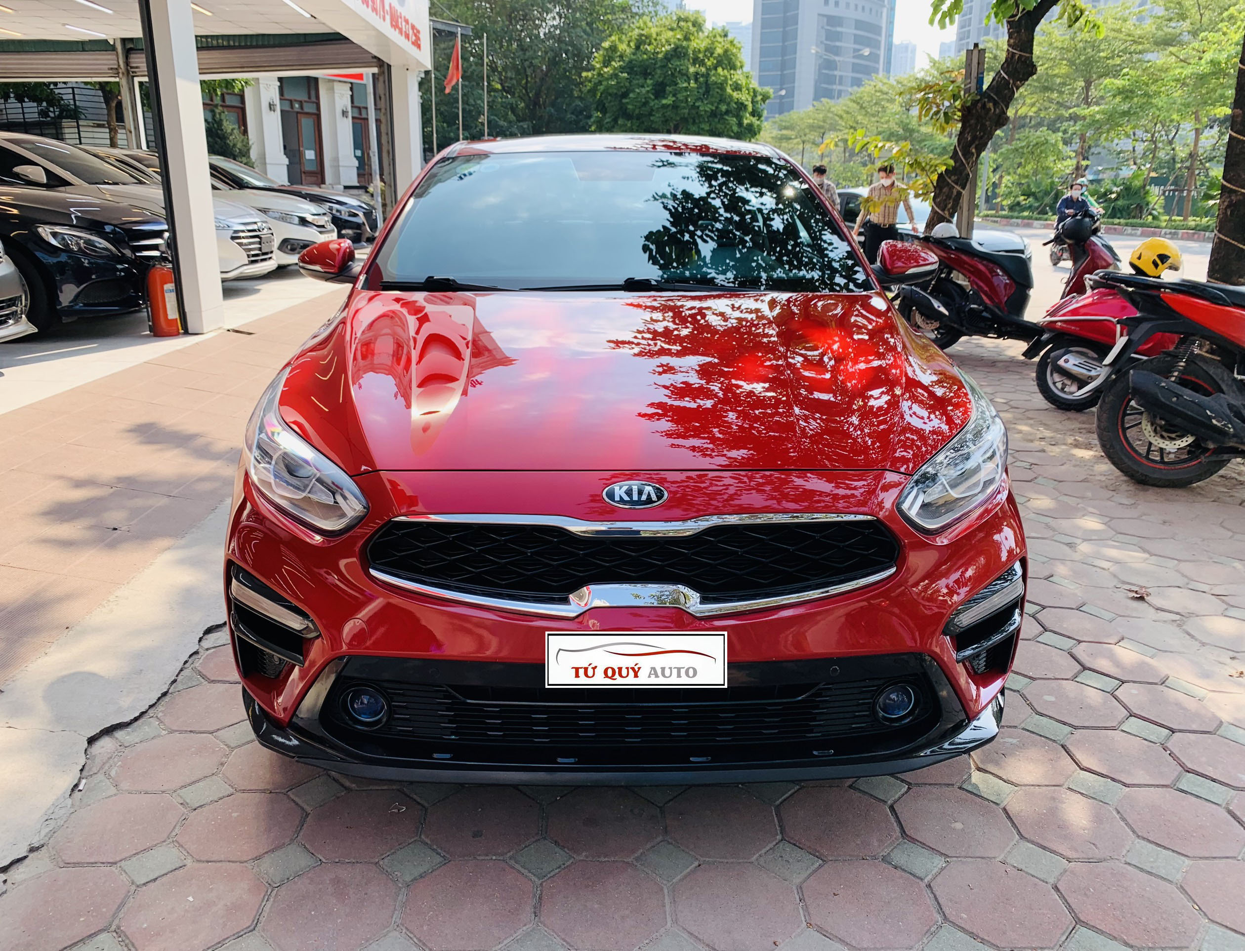 Xe Kia Cerato Premium 2.0AT 2018 Model 2019 - Đỏ