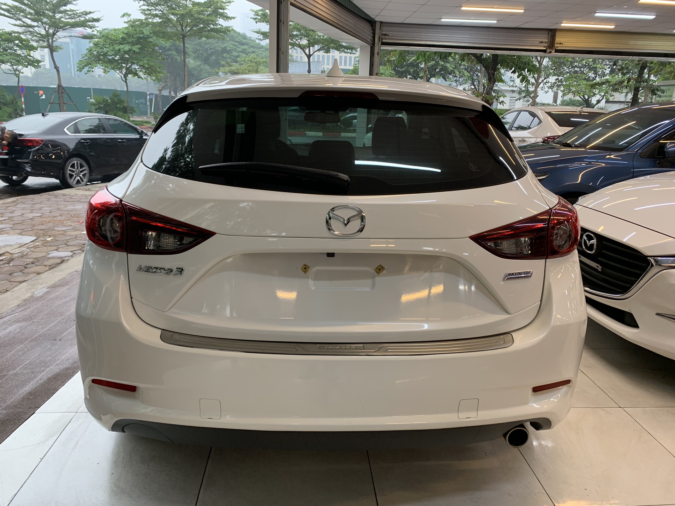 Mazda 3 HB 1.5AT 2018 - 5