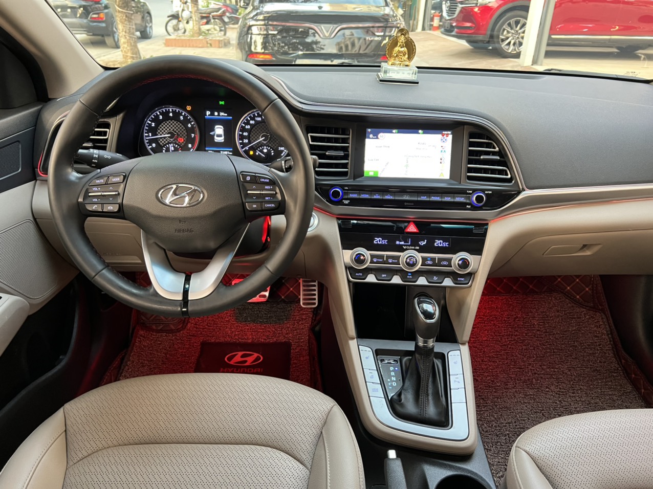 Hyundai Elantra 2.0AT 2019 - 8