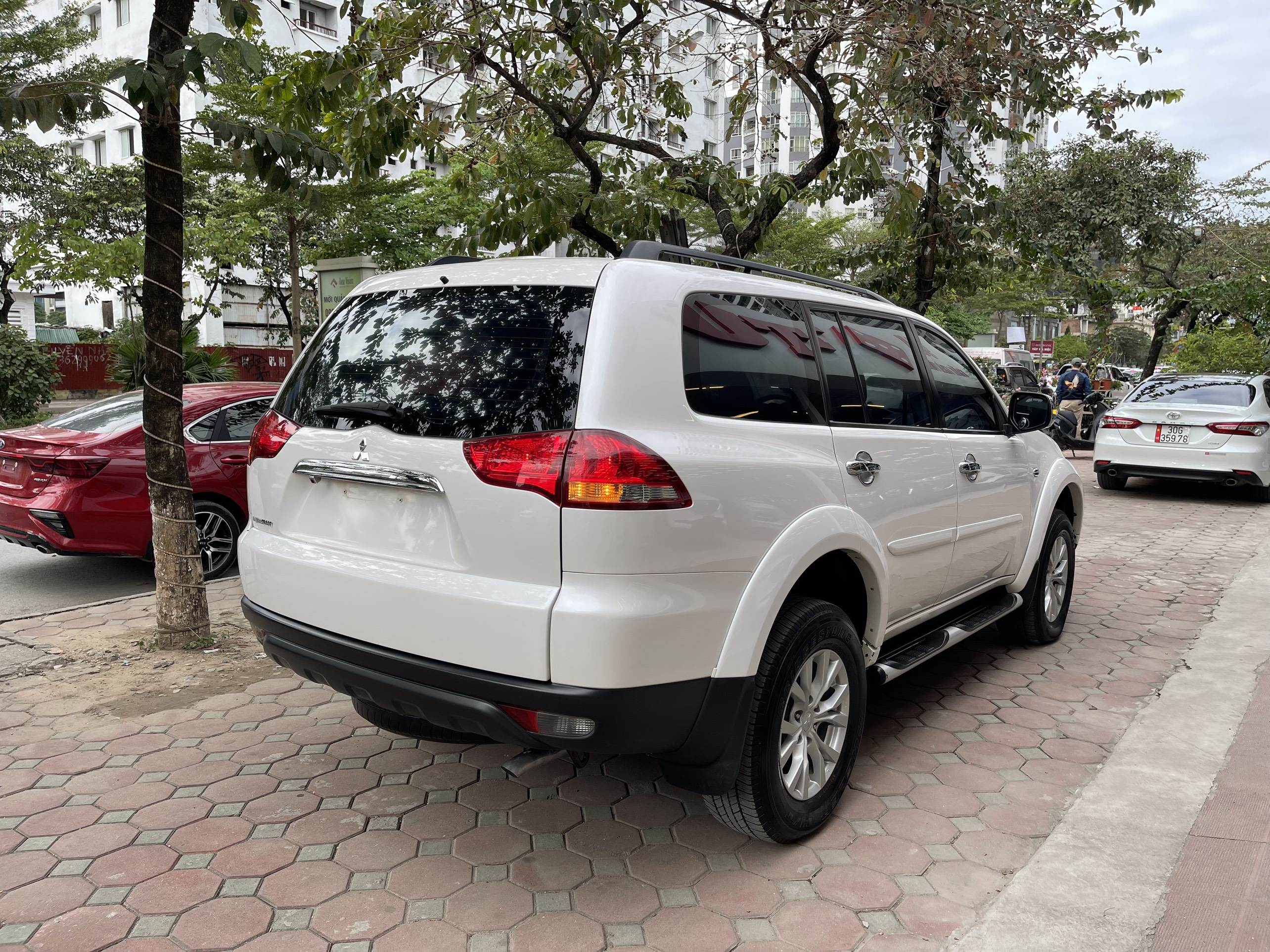 Mitsubishi Pajero 3.0AT 2015 - 6