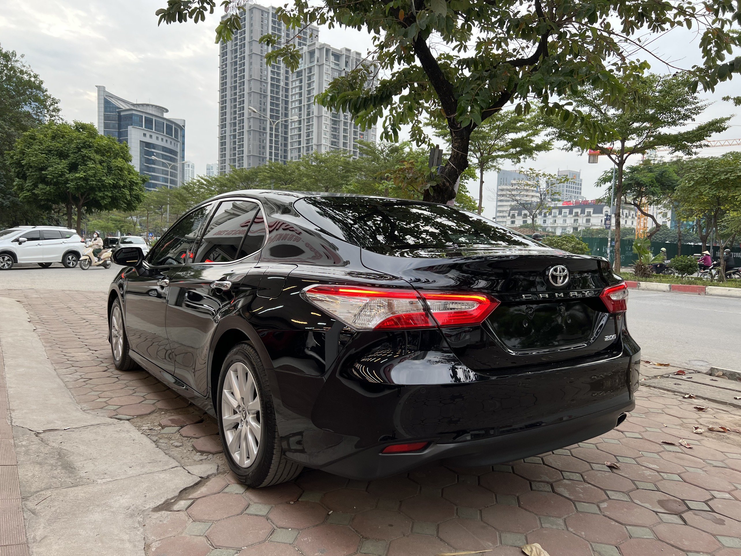 Toyota Camry 2.0G 2020 - 6