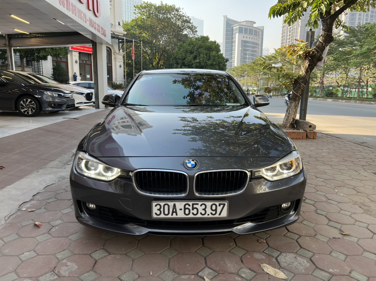 Xe BMW 3 Series 320i 2014 - Xám