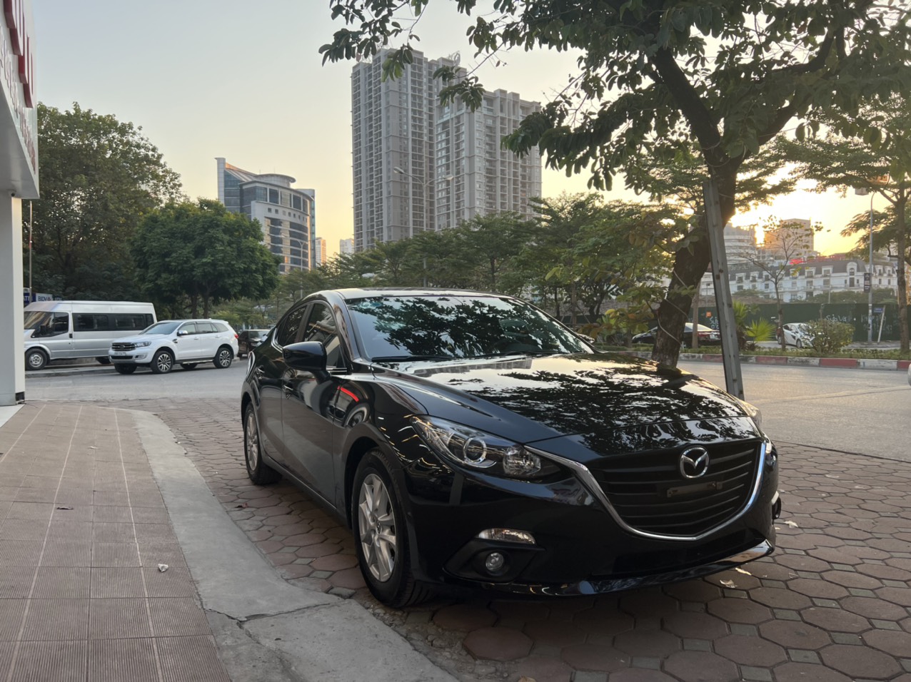 Mazda 3 Sedan 2016 - 2