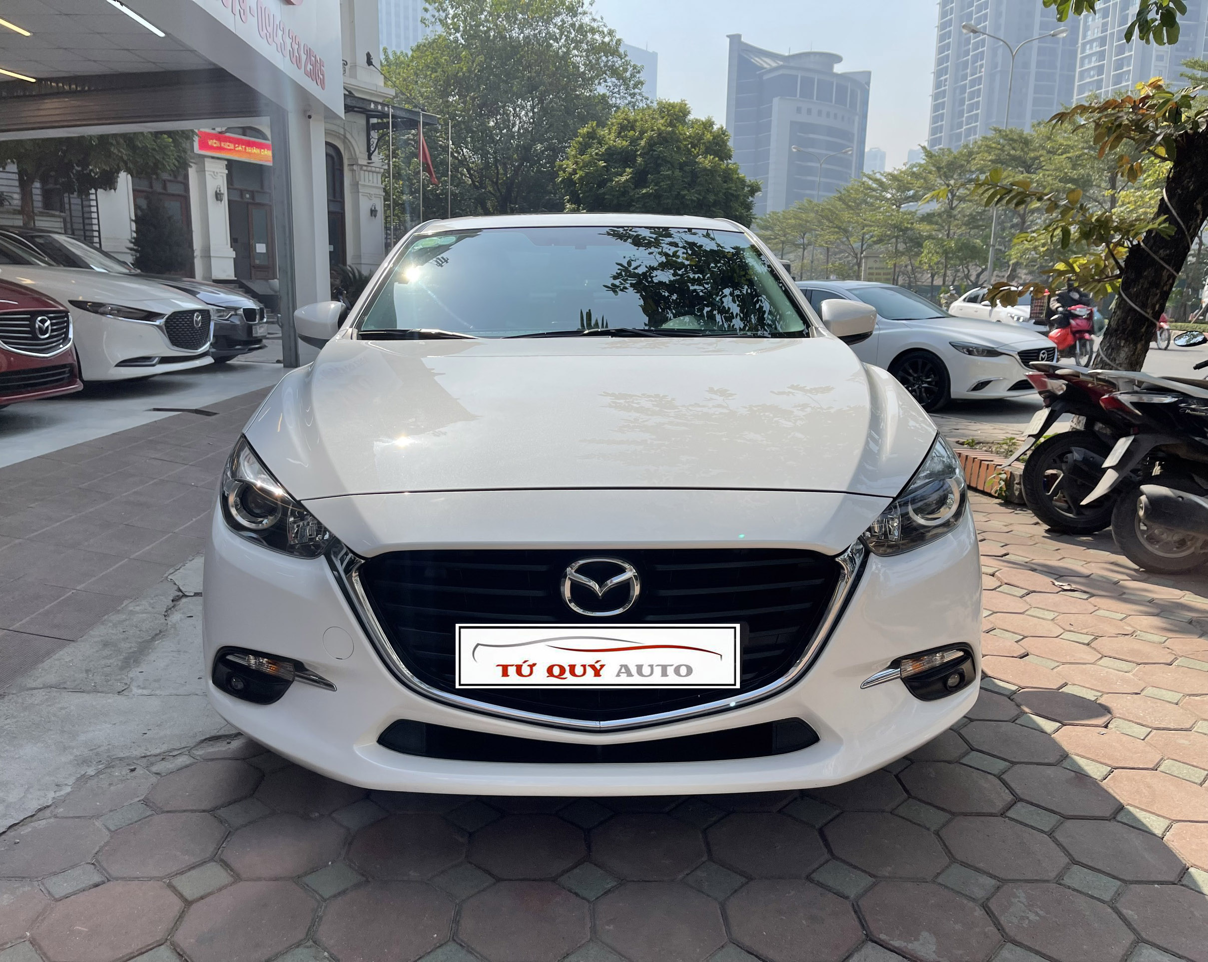 Xe Mazda 3 Sedan 1.5AT 2020 - Trắng