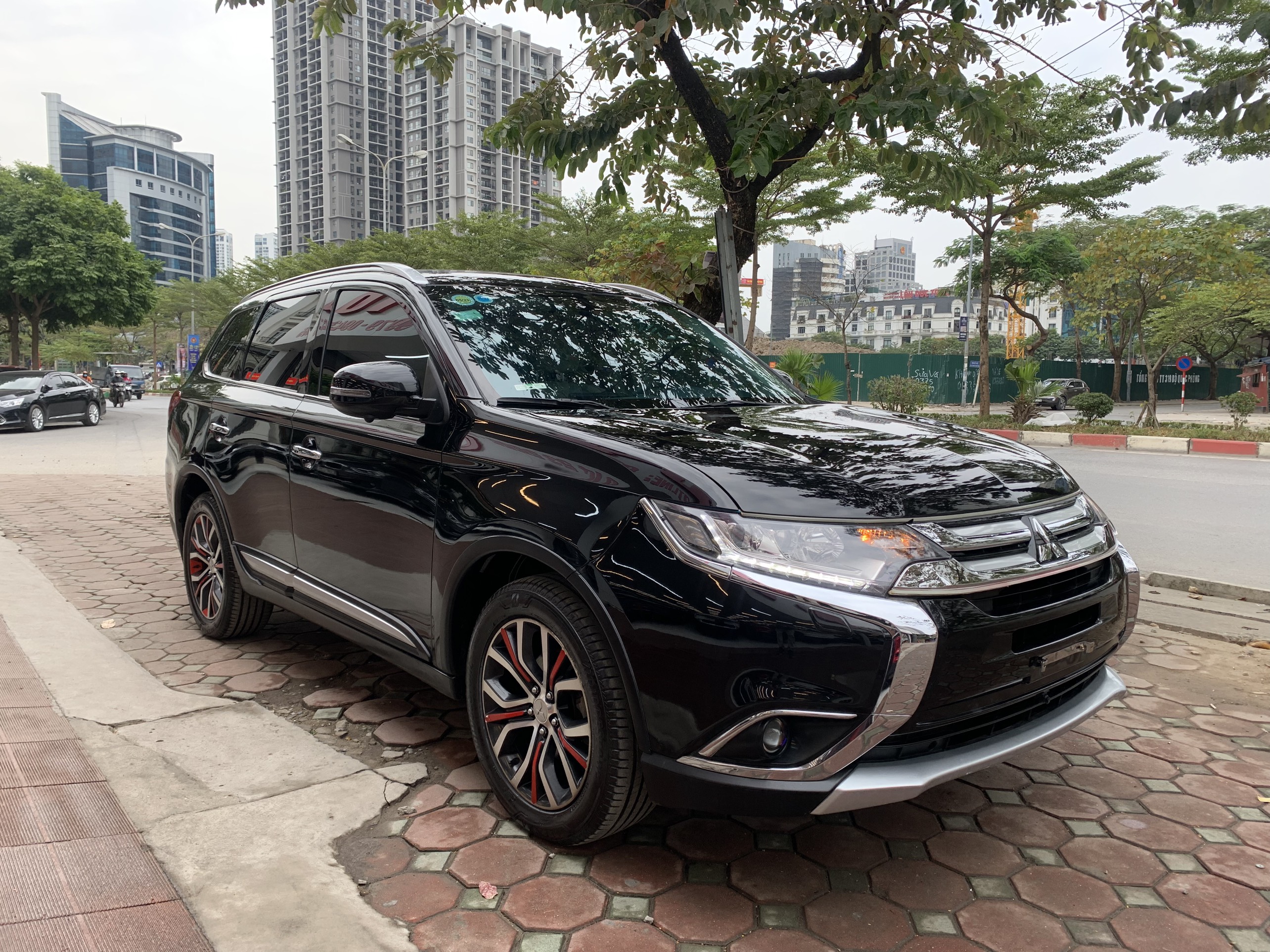 Mitsubishi Outlander 2.4AT 2017 - 7