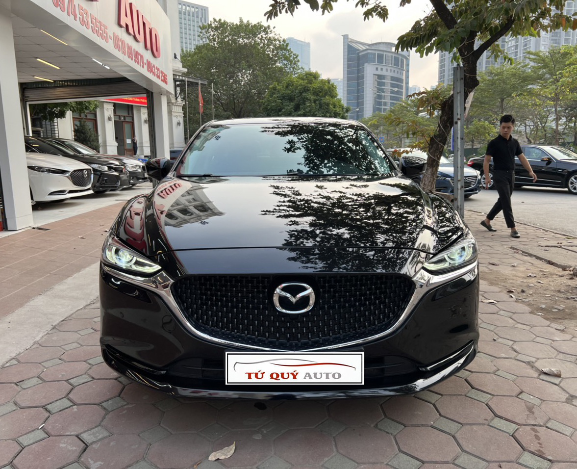 Xe Mazda 6 Luxury 2.0AT 2020 - Đen