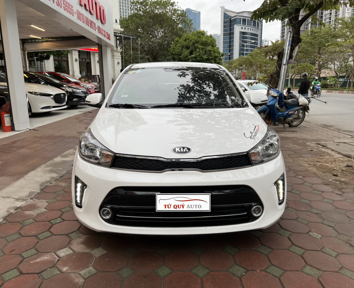 Xe Kia Soluto 1.4AT 2019 - Trắng