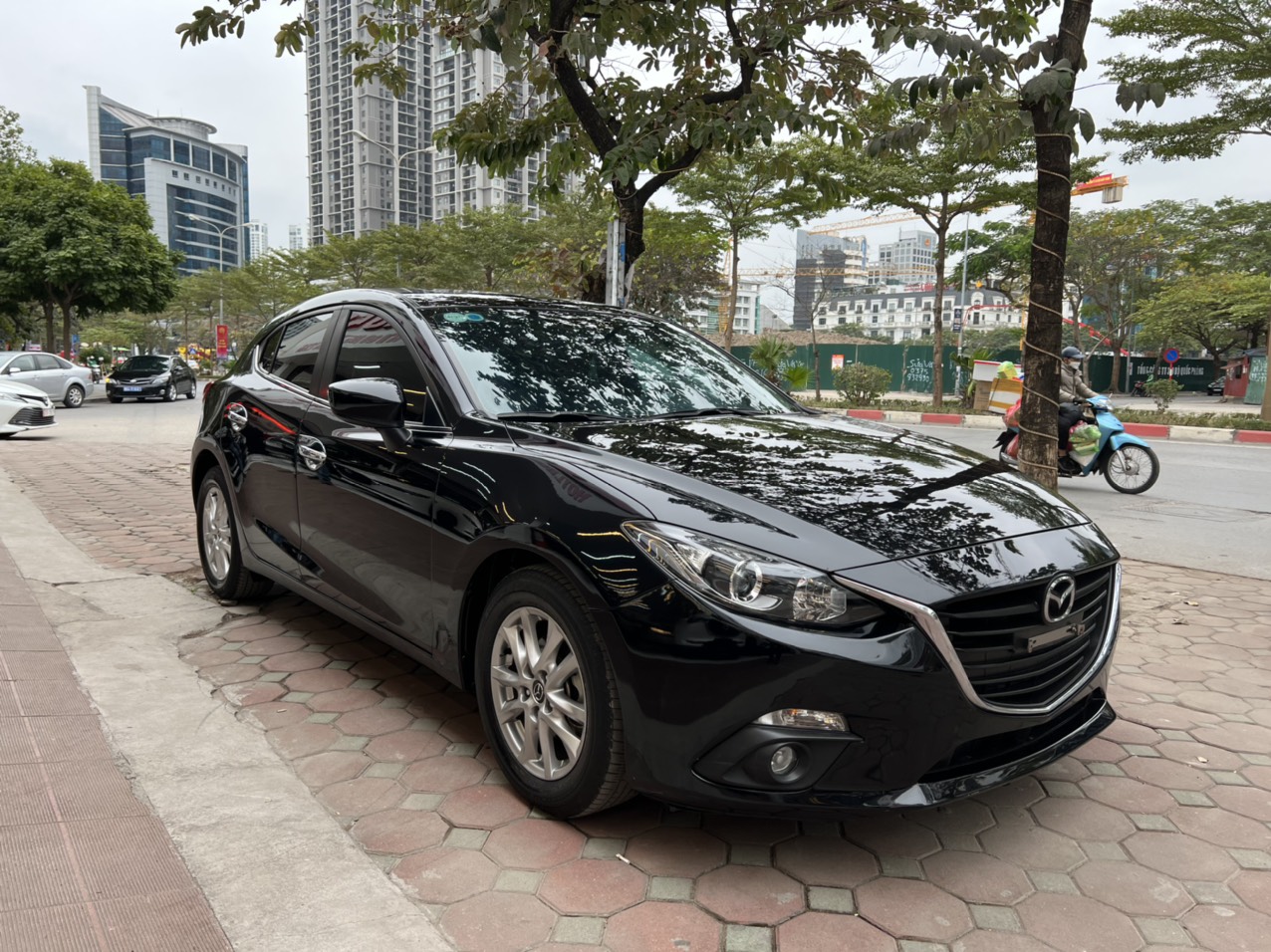 Mazda 3 Hatchback 1.5AT 2016 - 7