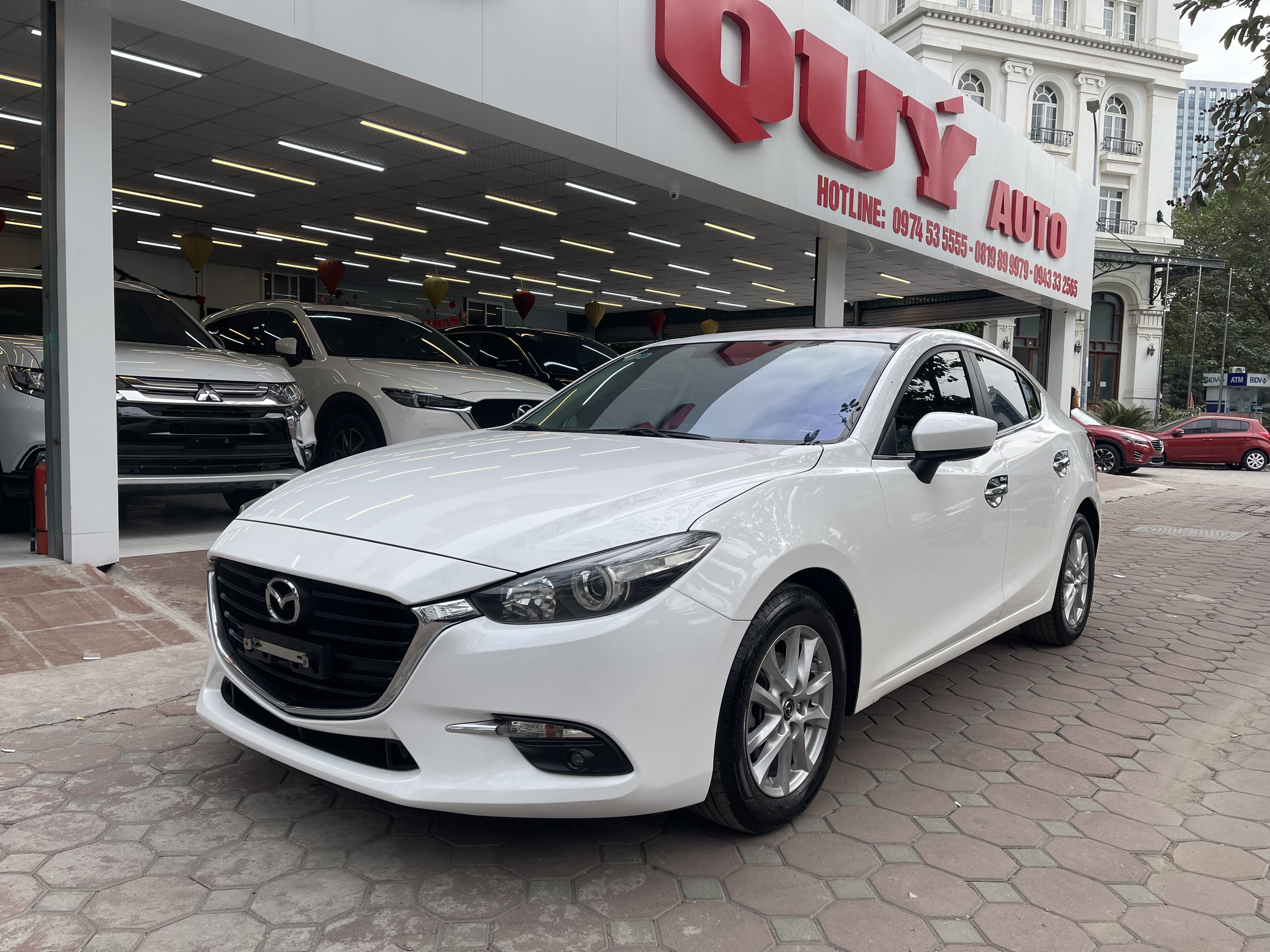 Mazda 3 Sedan 2017 - 2