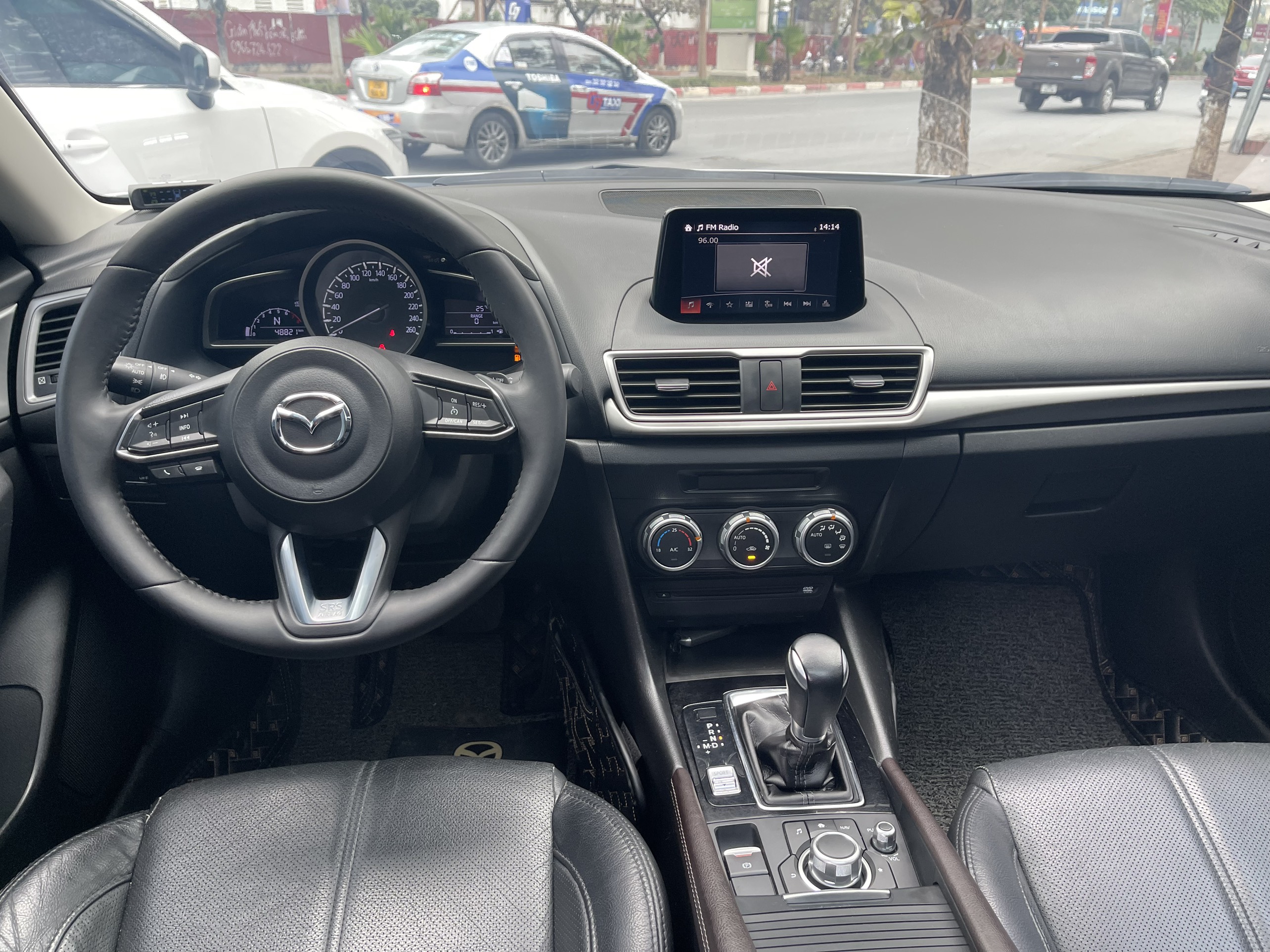 Mazda 3 Sedan 2017 - 8