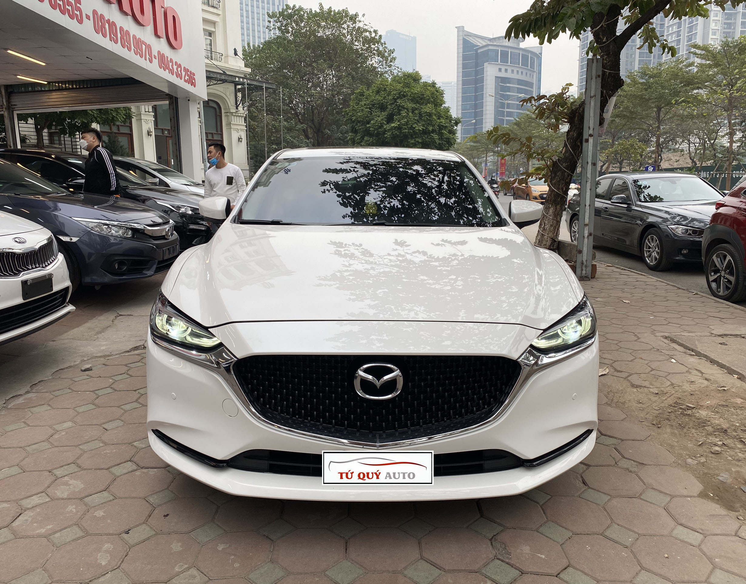 Xe Mazda 6 Luxury 2.0AT 2020 - Trắng