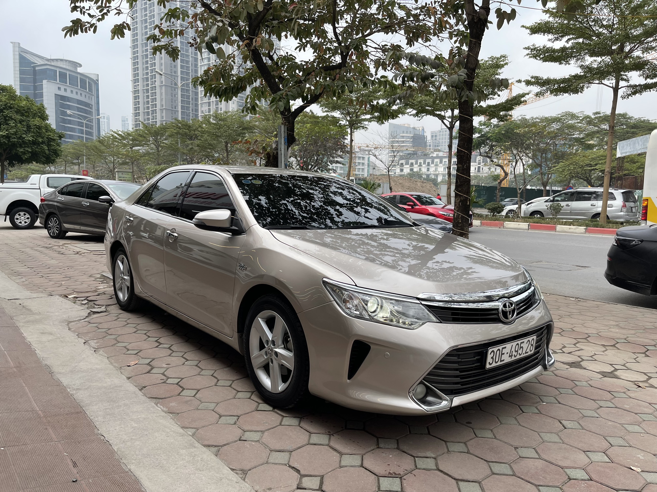 Toyota Camry 2.5Q 2016 - 7