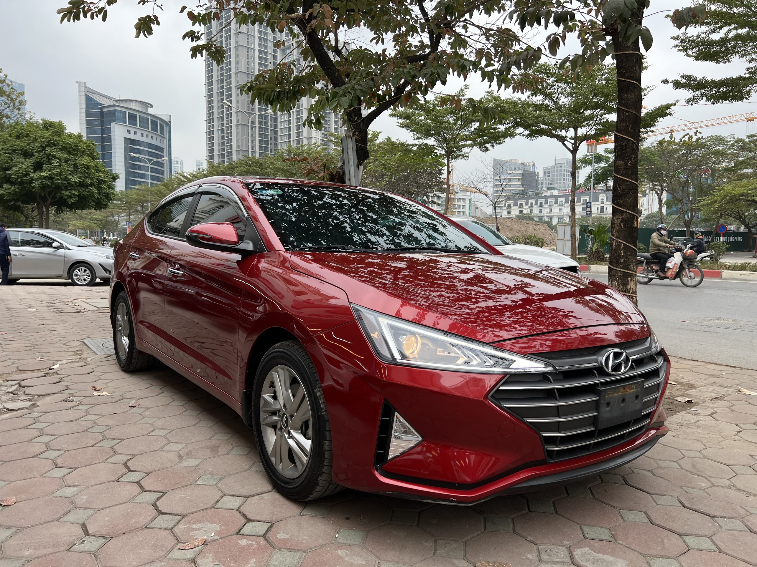 Hyundai Elantra 1.6AT 2019 - 6