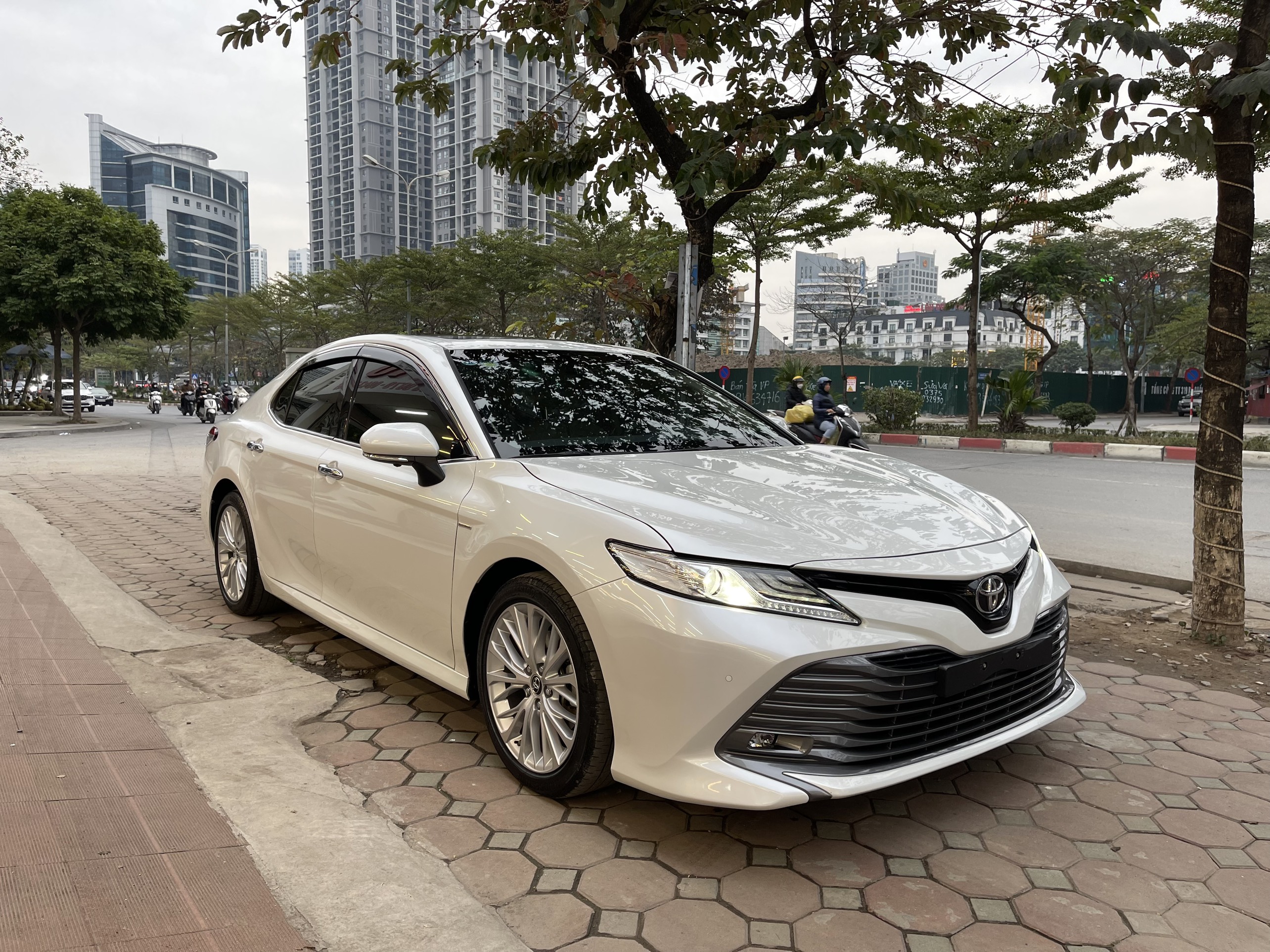 Toyota Camry 2.5Q 2019 - 7